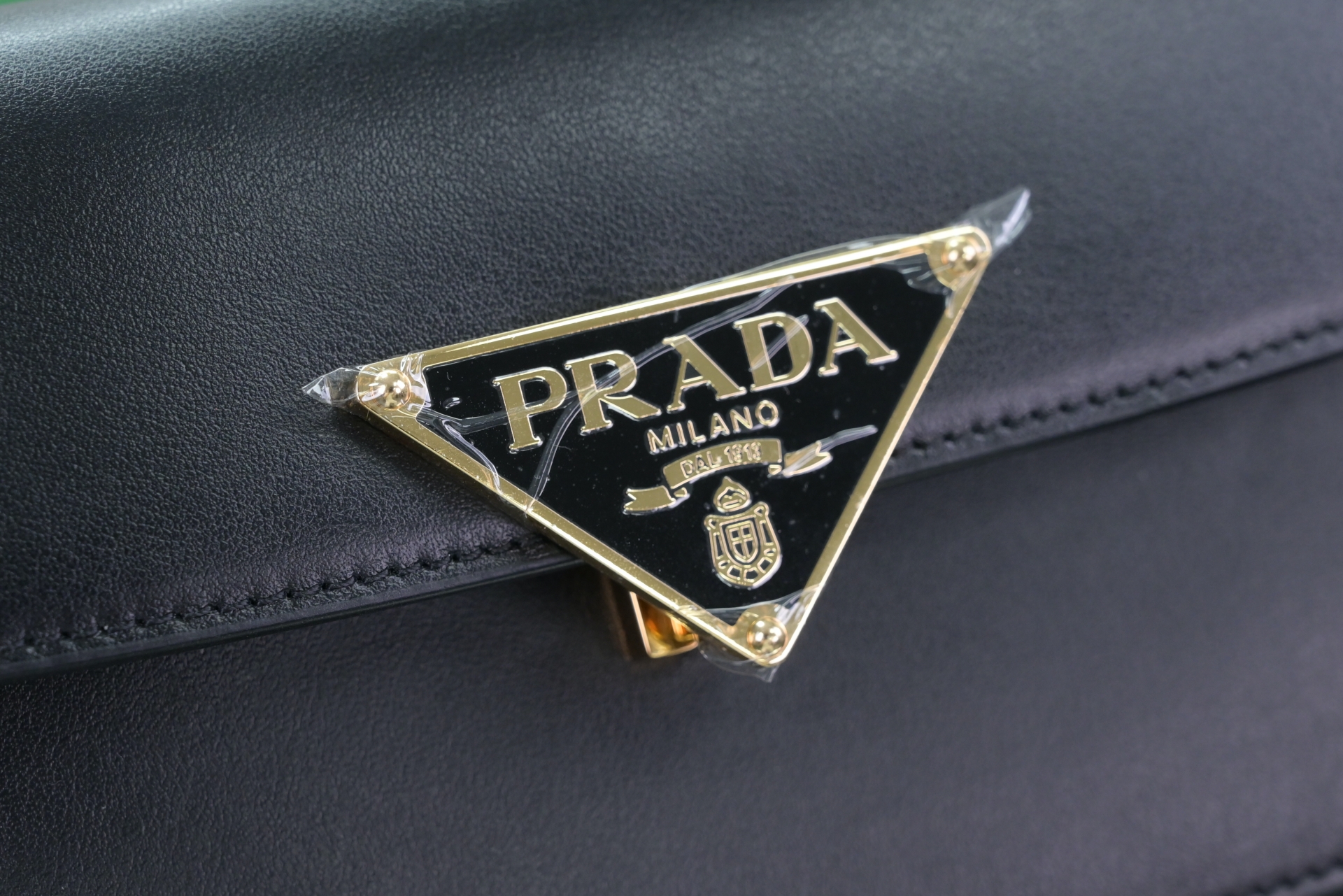 PRADA - finekick.vip