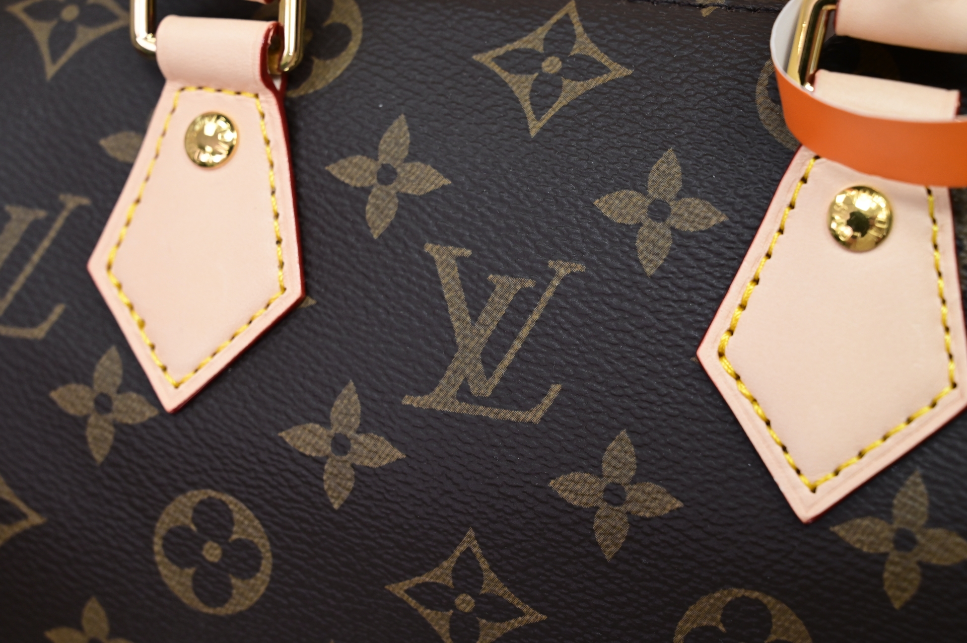 LOUIS VUITTON - finekick.vip