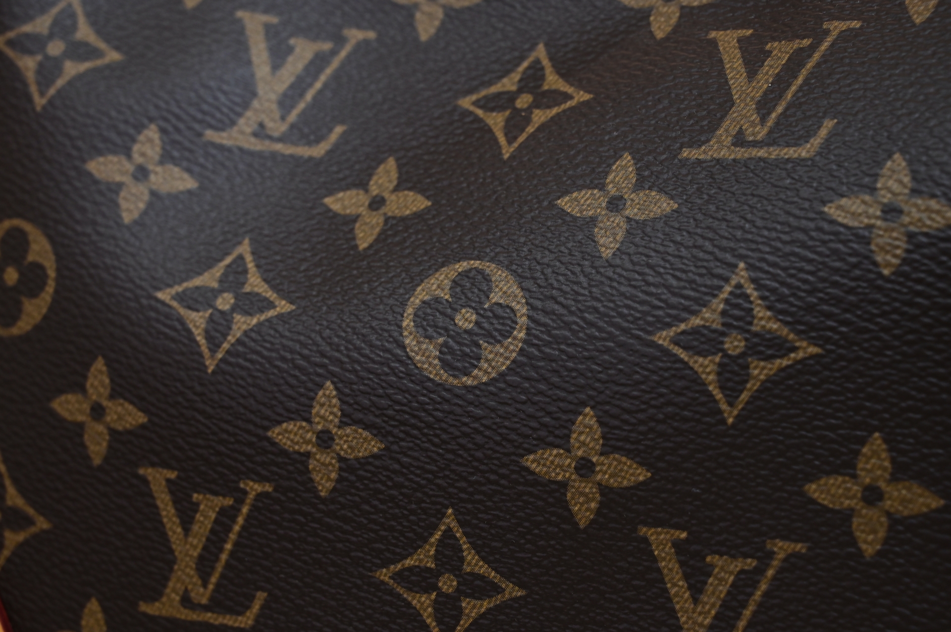 LOUIS VUITTON - finekick.vip