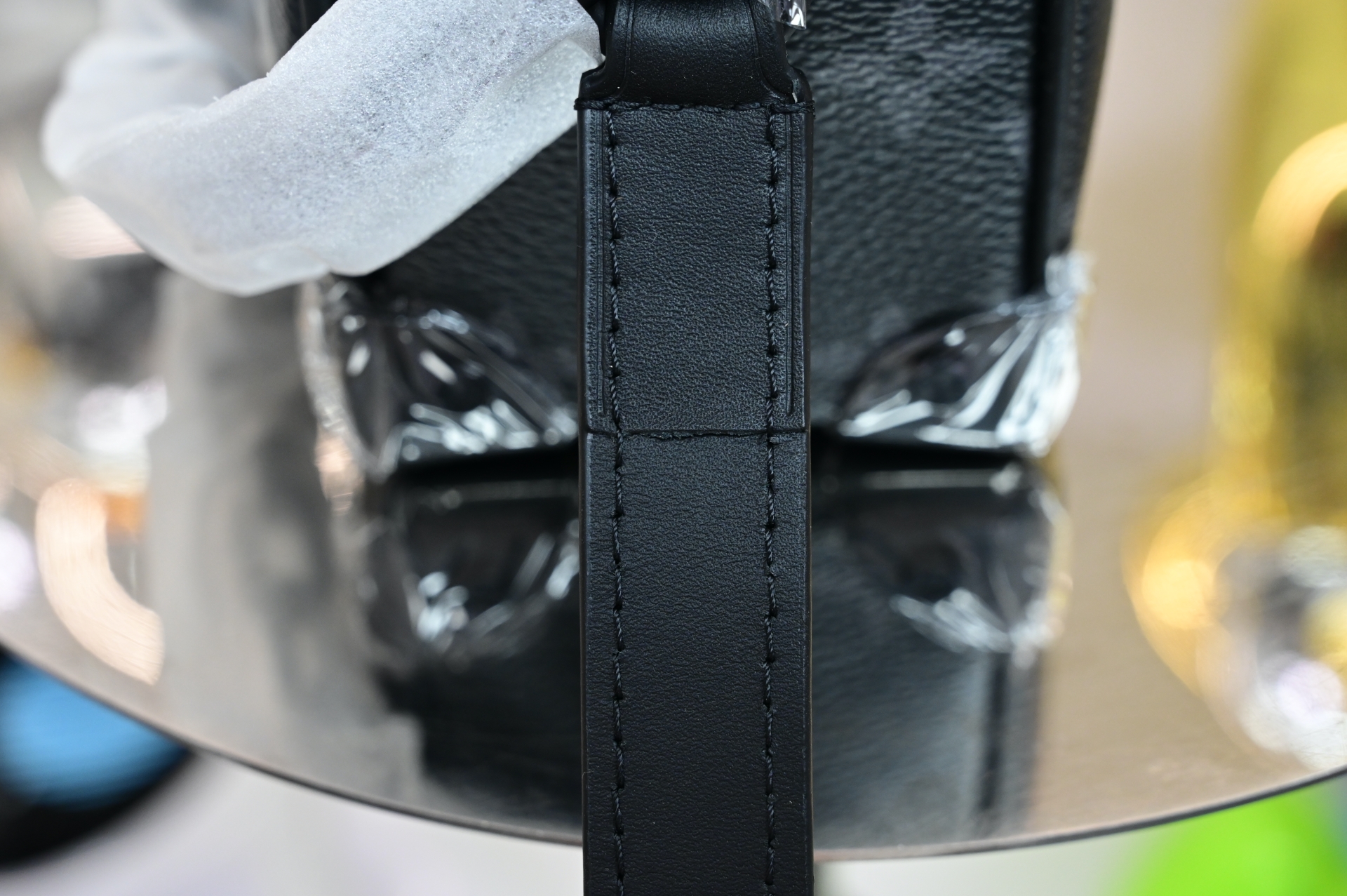 LOUIS VUITTON - finekick.vip
