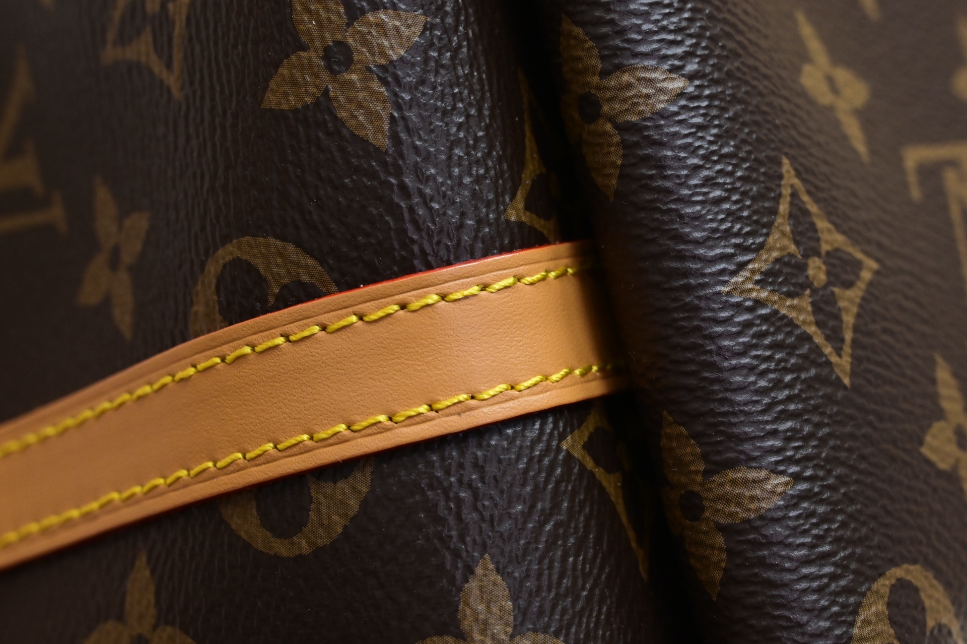 LOUIS VUITTON - finekick.vip
