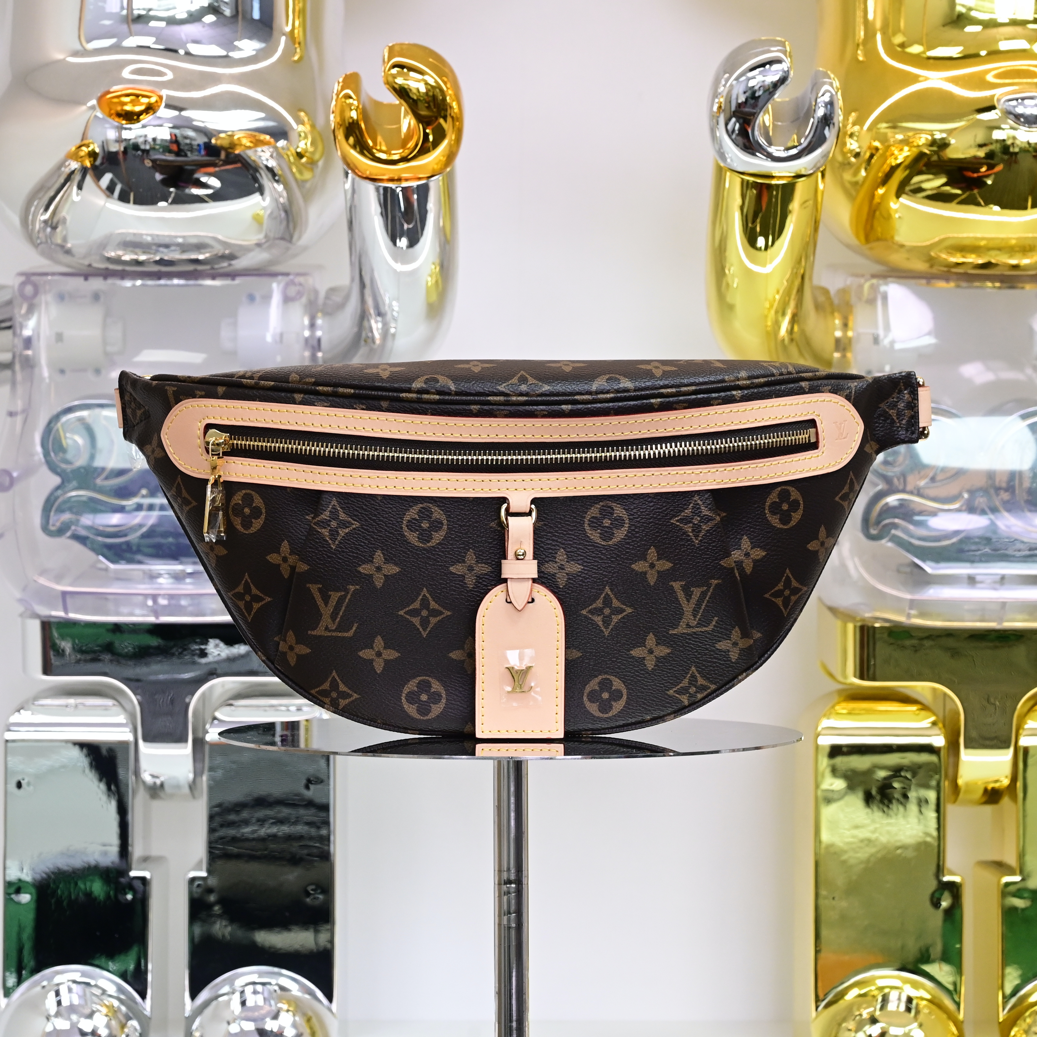 LOUIS VUITTON - finekick.vip