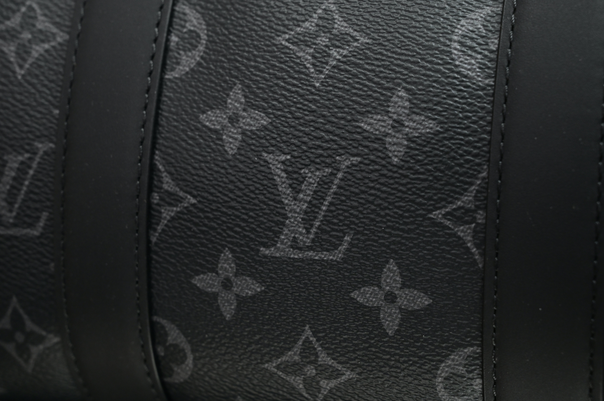 LOUIS VUITTON - finekick.vip