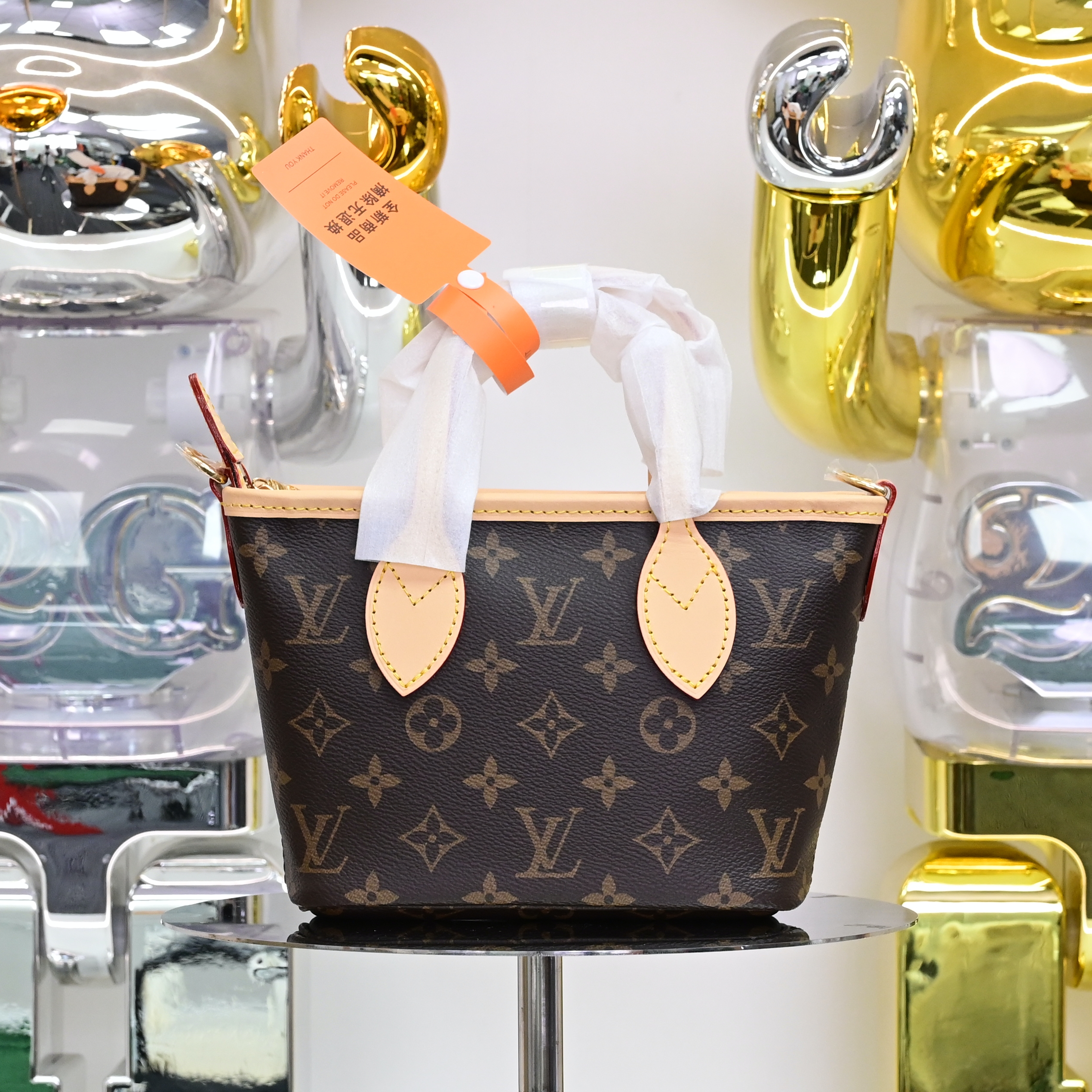 LOUIS VUITTON - finekick.vip