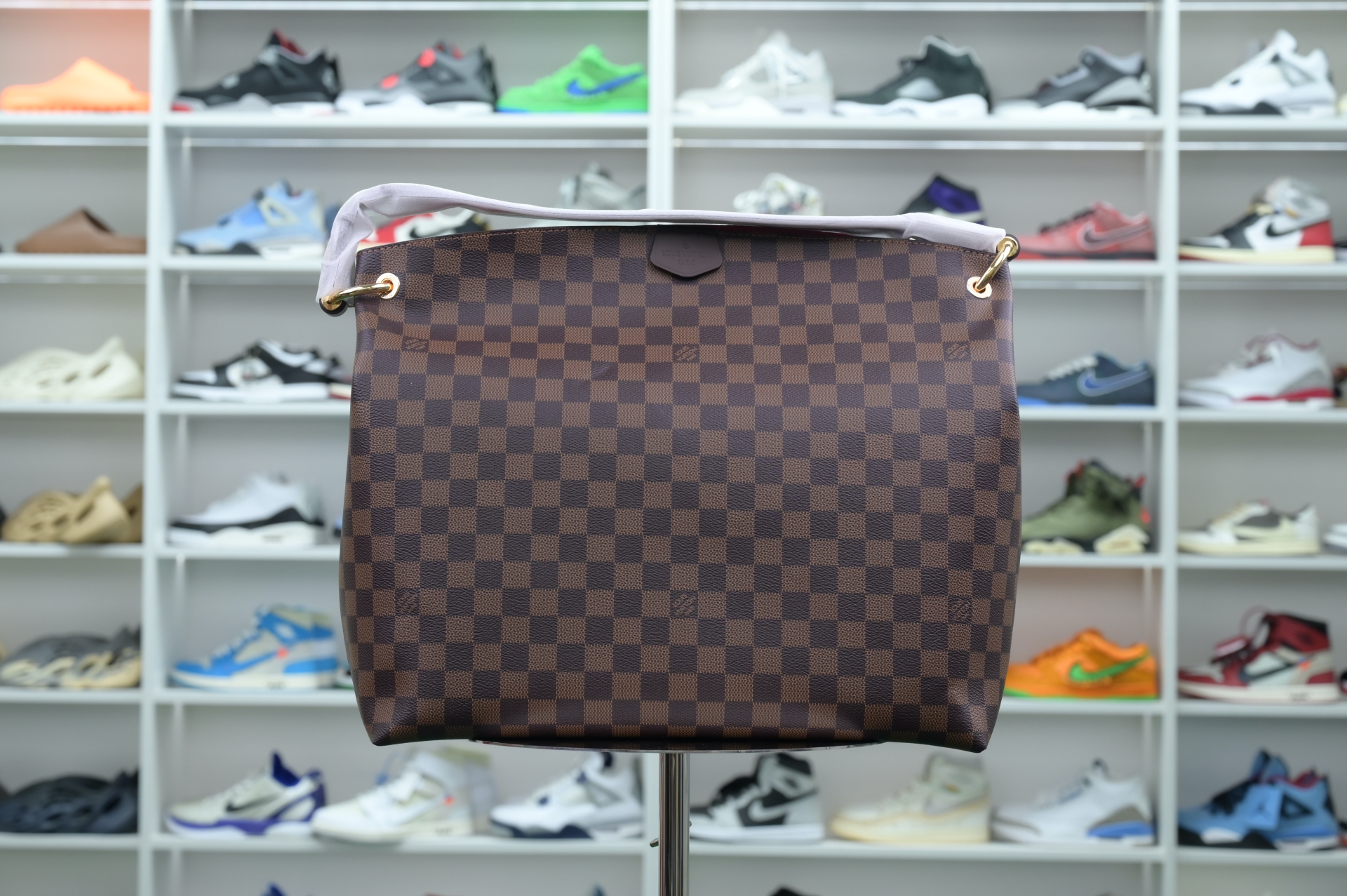 LOUIS VUITTON - finekick.vip