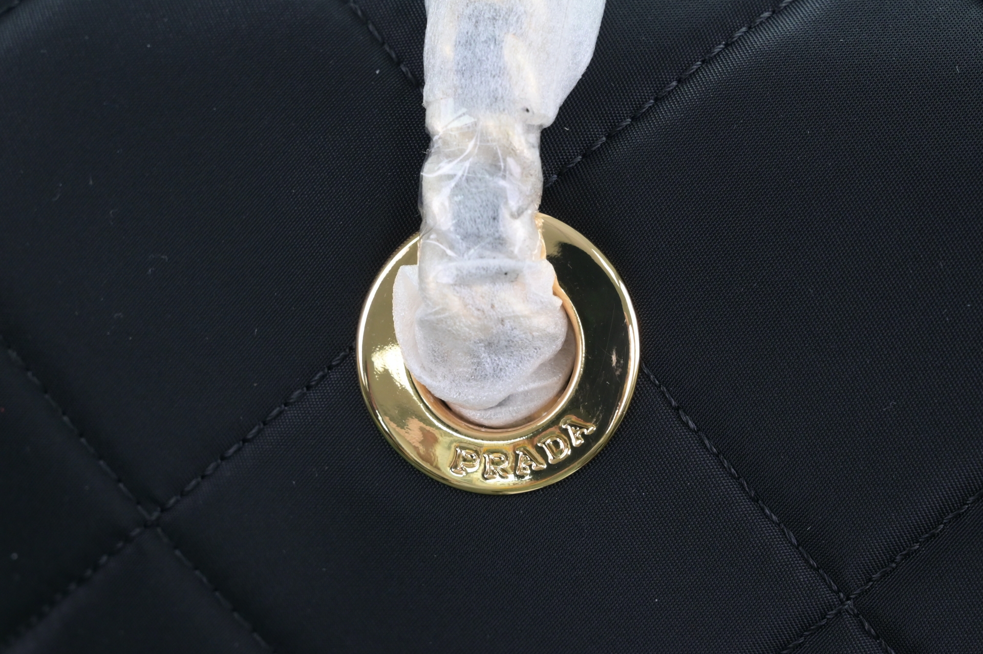 PRADA - finekick.vip