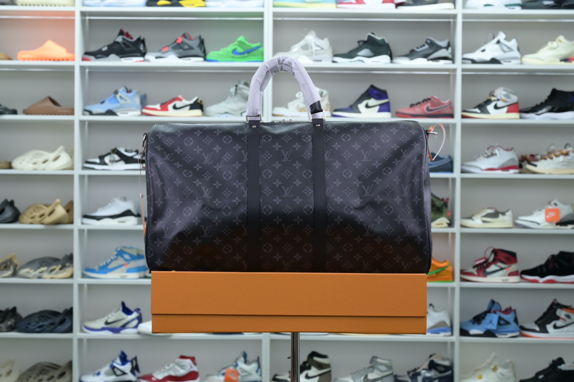 LOUIS VUITTON - finekick.vip