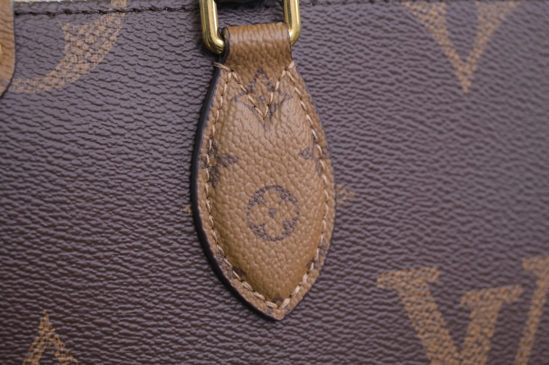 LOUIS VUITTON - finekick.vip