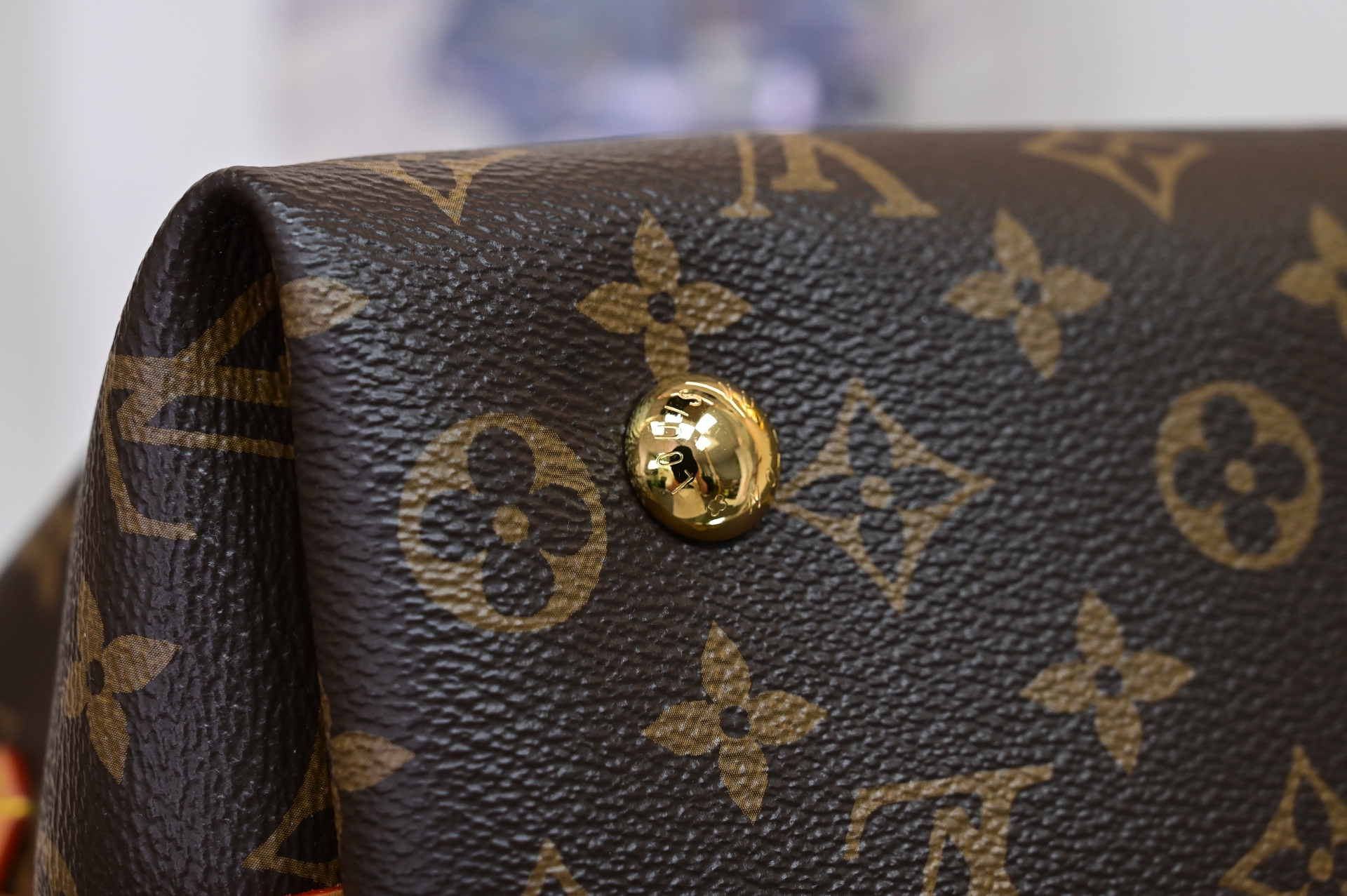 LOUIS VUITTON - finekick.vip