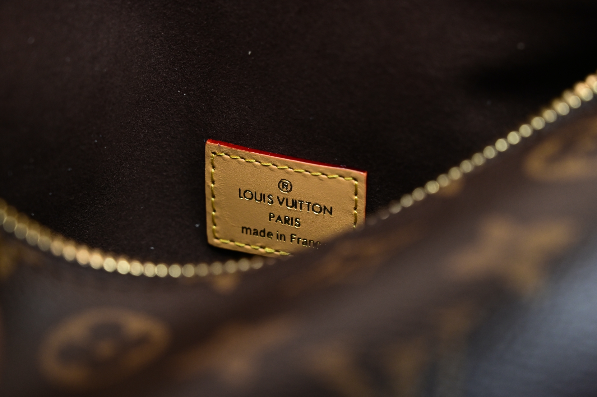LOUIS VUITTON - finekick.vip