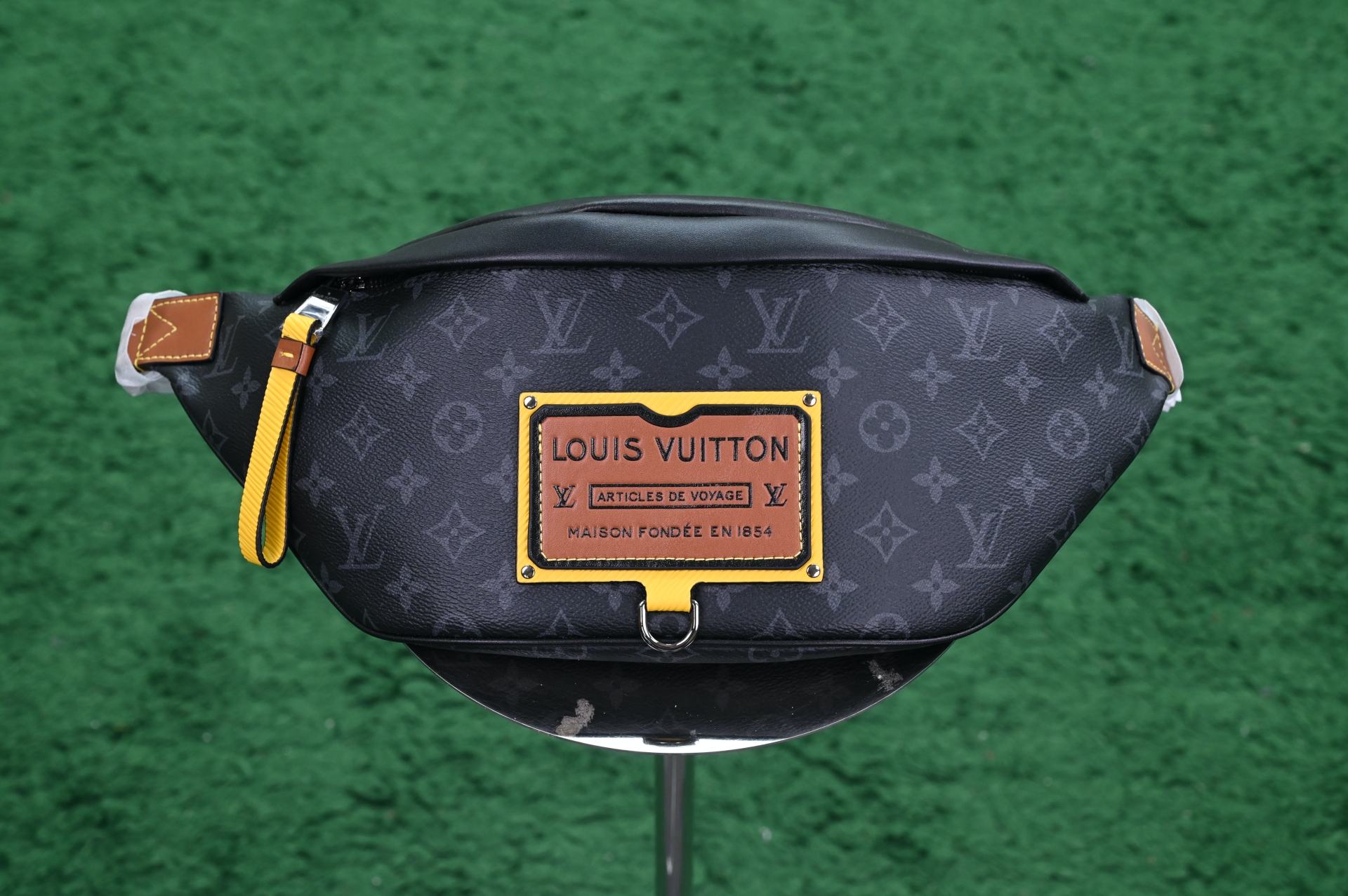 LOUIS VUITTON Discovery - finekick.vip