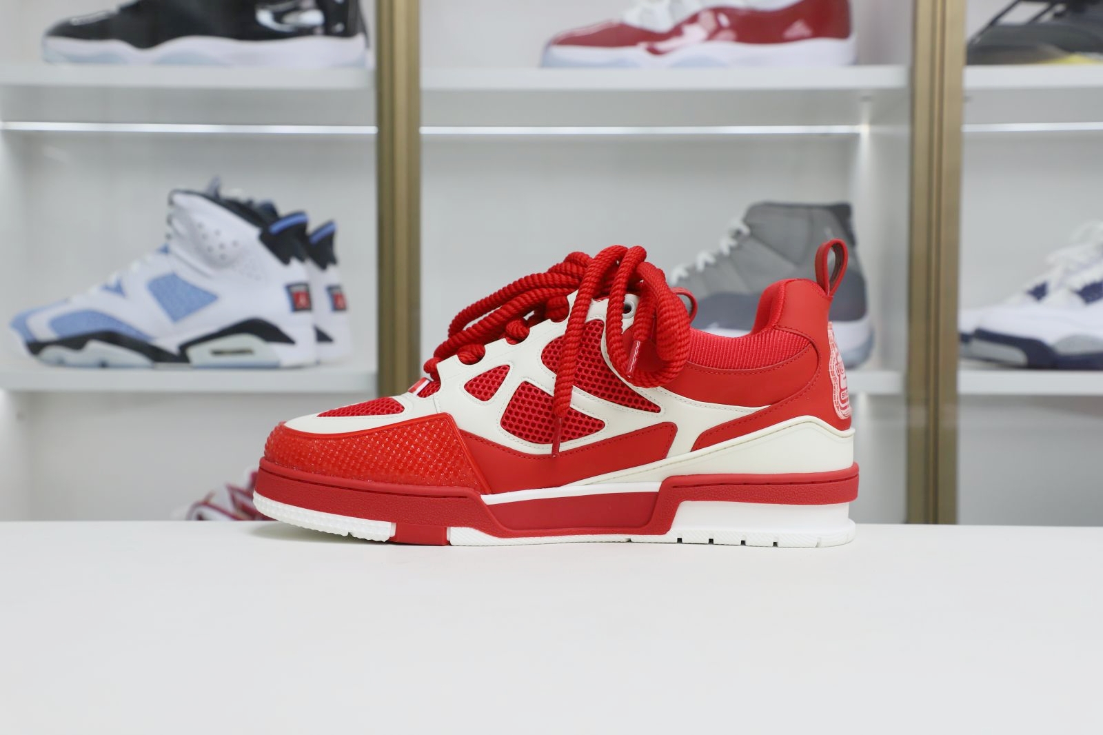 L/V  Trainer - finekick.vip