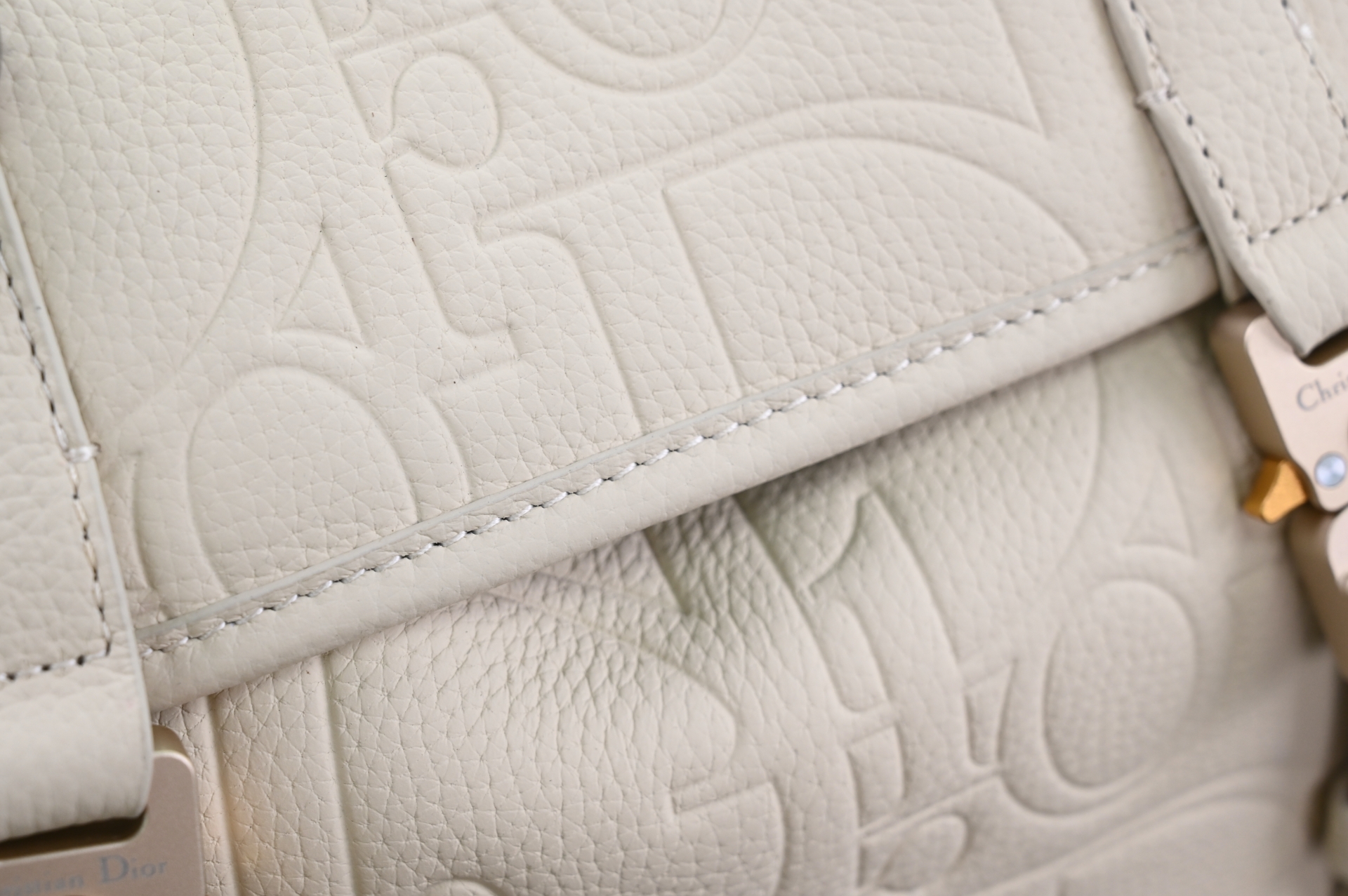 DIOR - finekick.vip