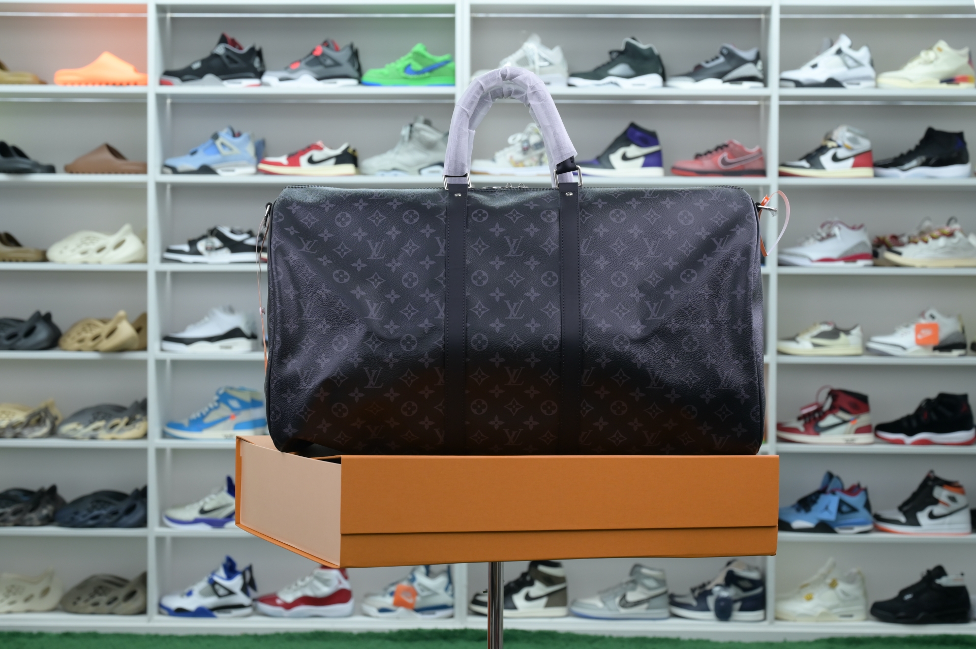 LOUIS VUITTON - finekick.vip
