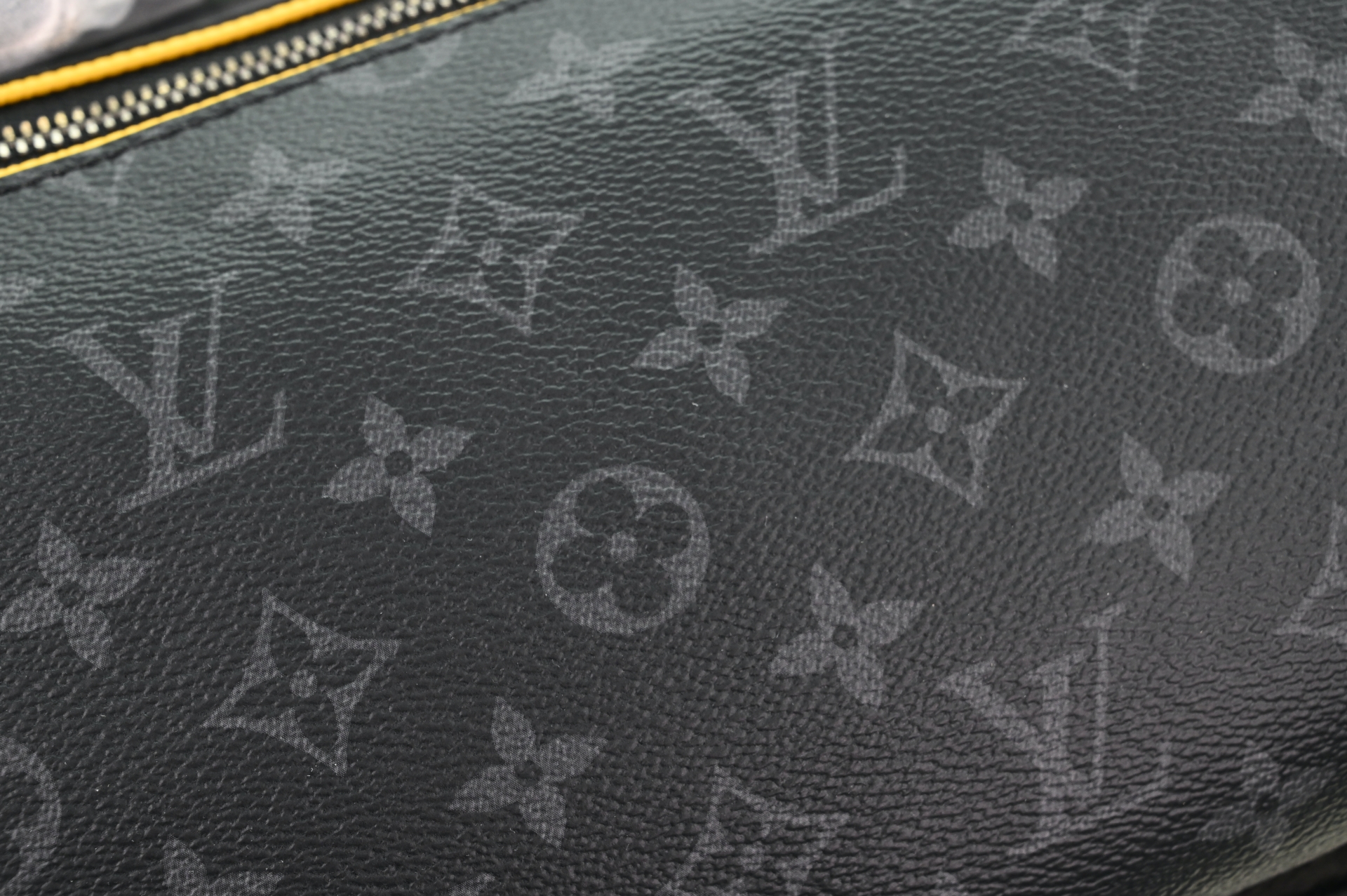 LOUIS VUITTON Discovery - finekick.vip
