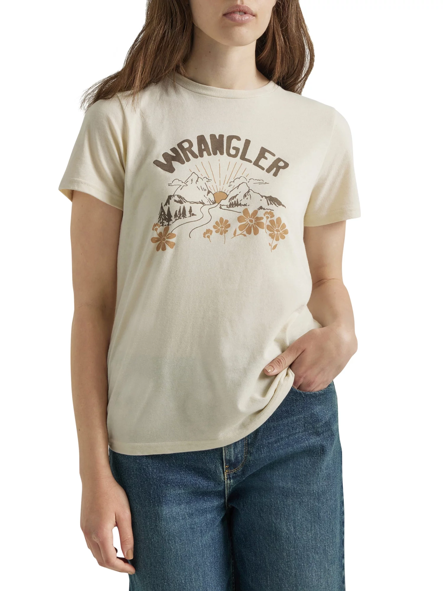 Wrangler® Women's Western Regular Fit Graphic Tee with Short Sleeves, Sizes XS-3XL