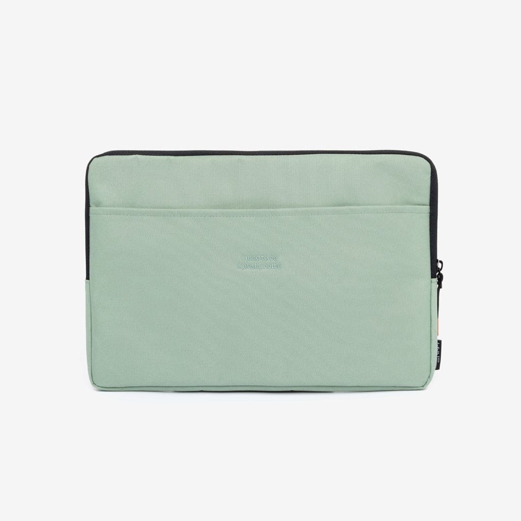 Capture Laptop Case 13