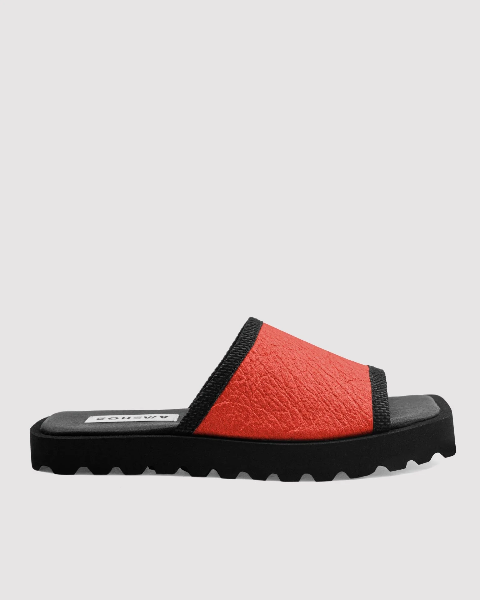 Pina Flat Slides Pinatex®