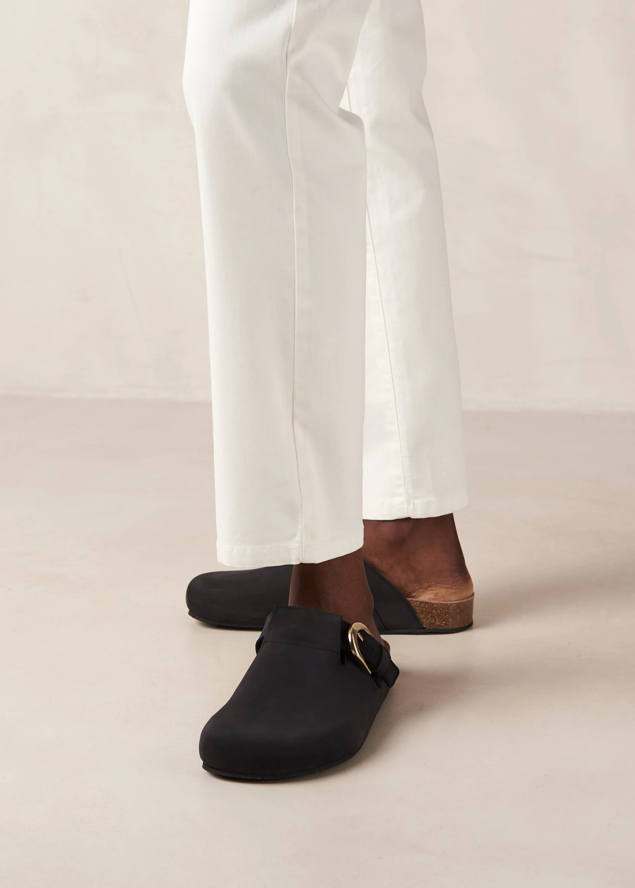 Travis Leather Mules Black