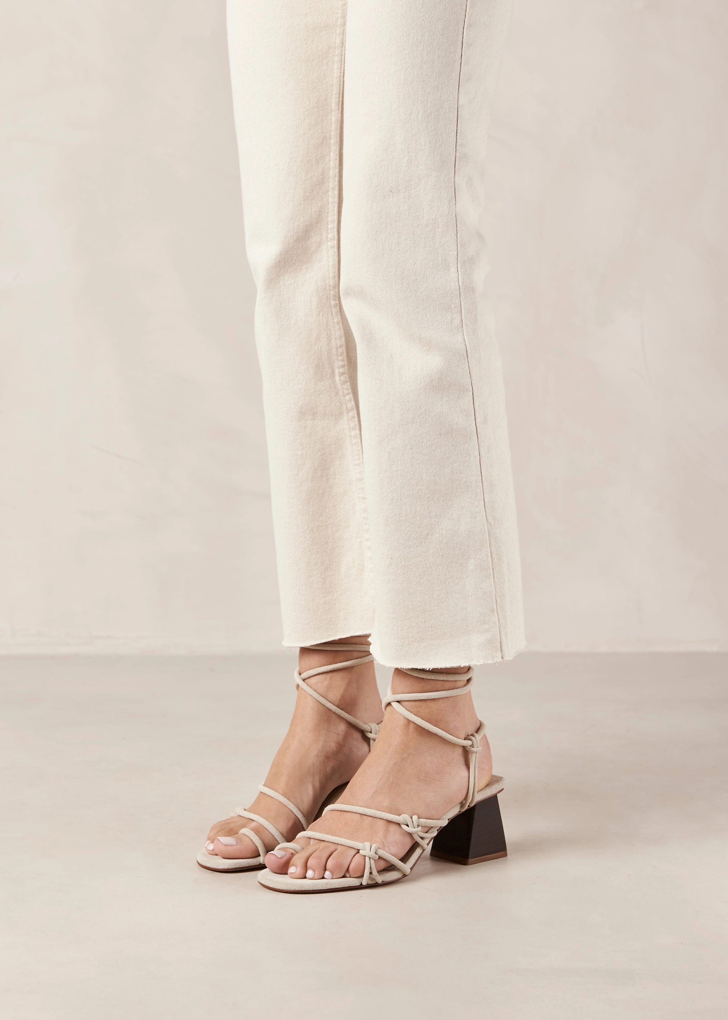 Goldie Leather Sandals Cream