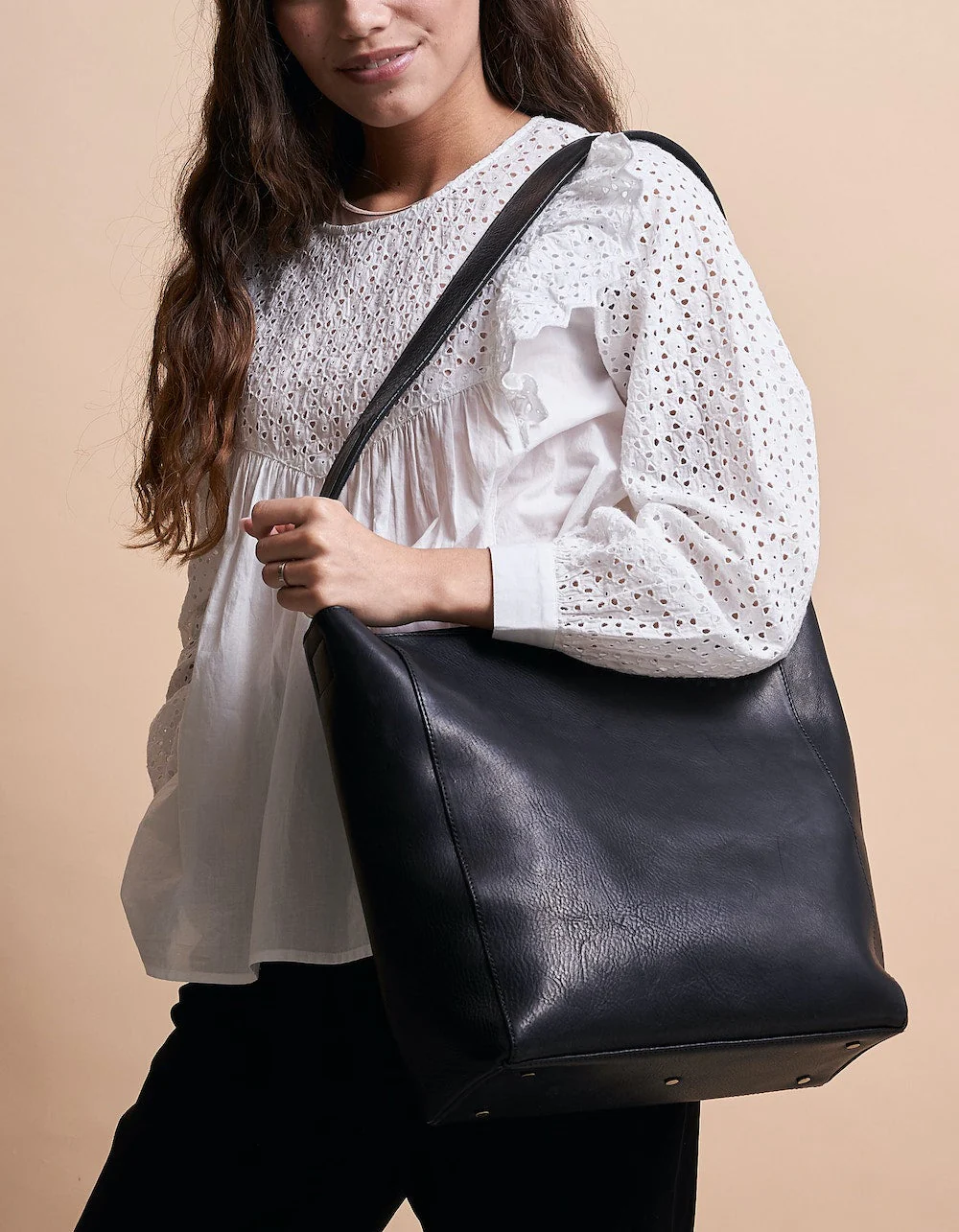 Olivia Black Stromboli Leather
