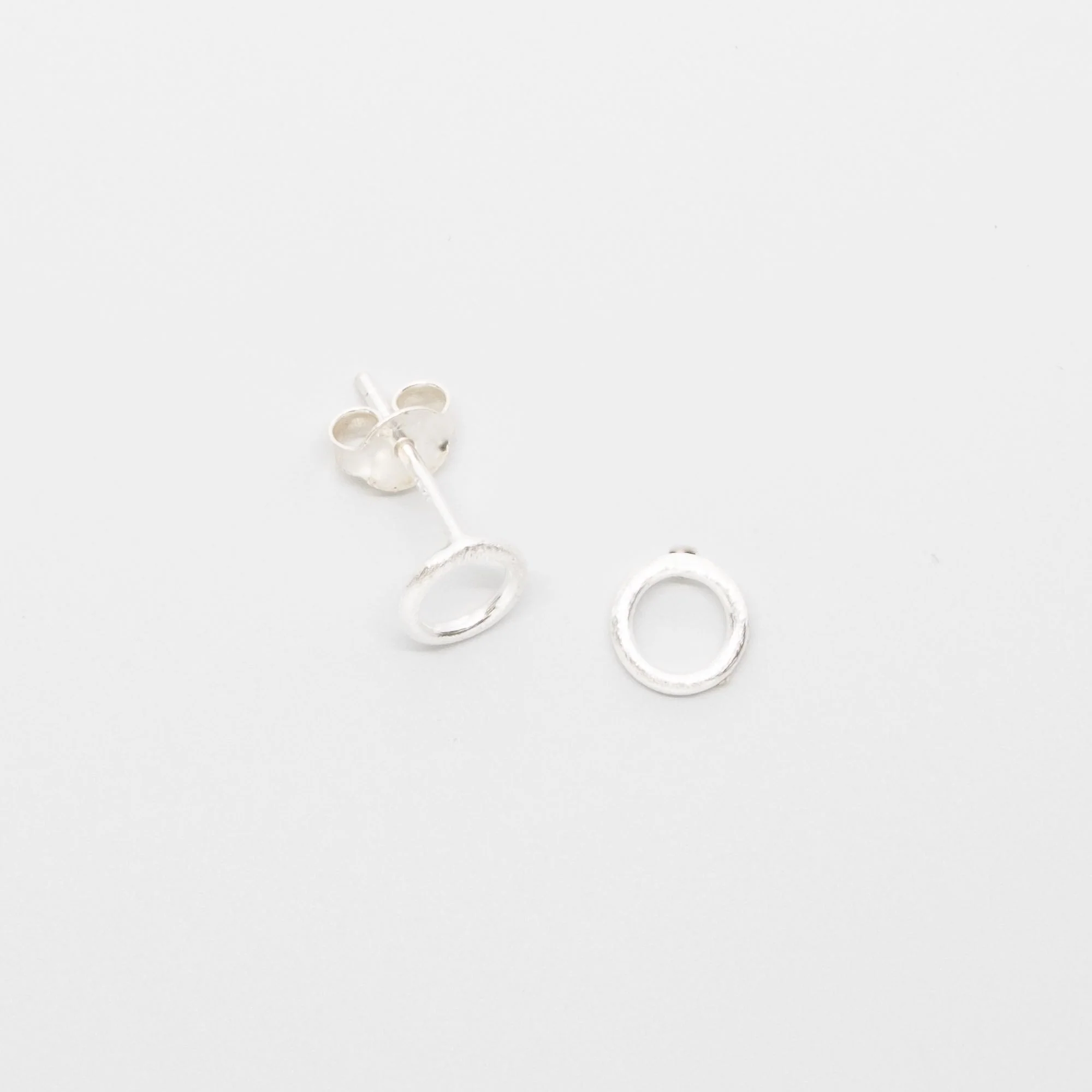 Satin Circle Stud