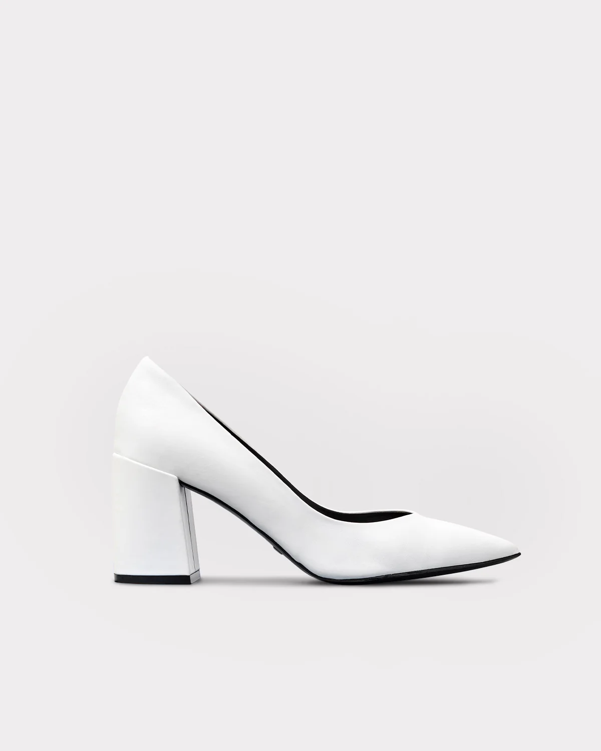 The Perfect Pump White