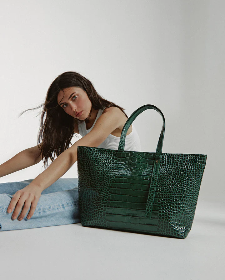 Croco Engraved Leather Shopping Bag Green