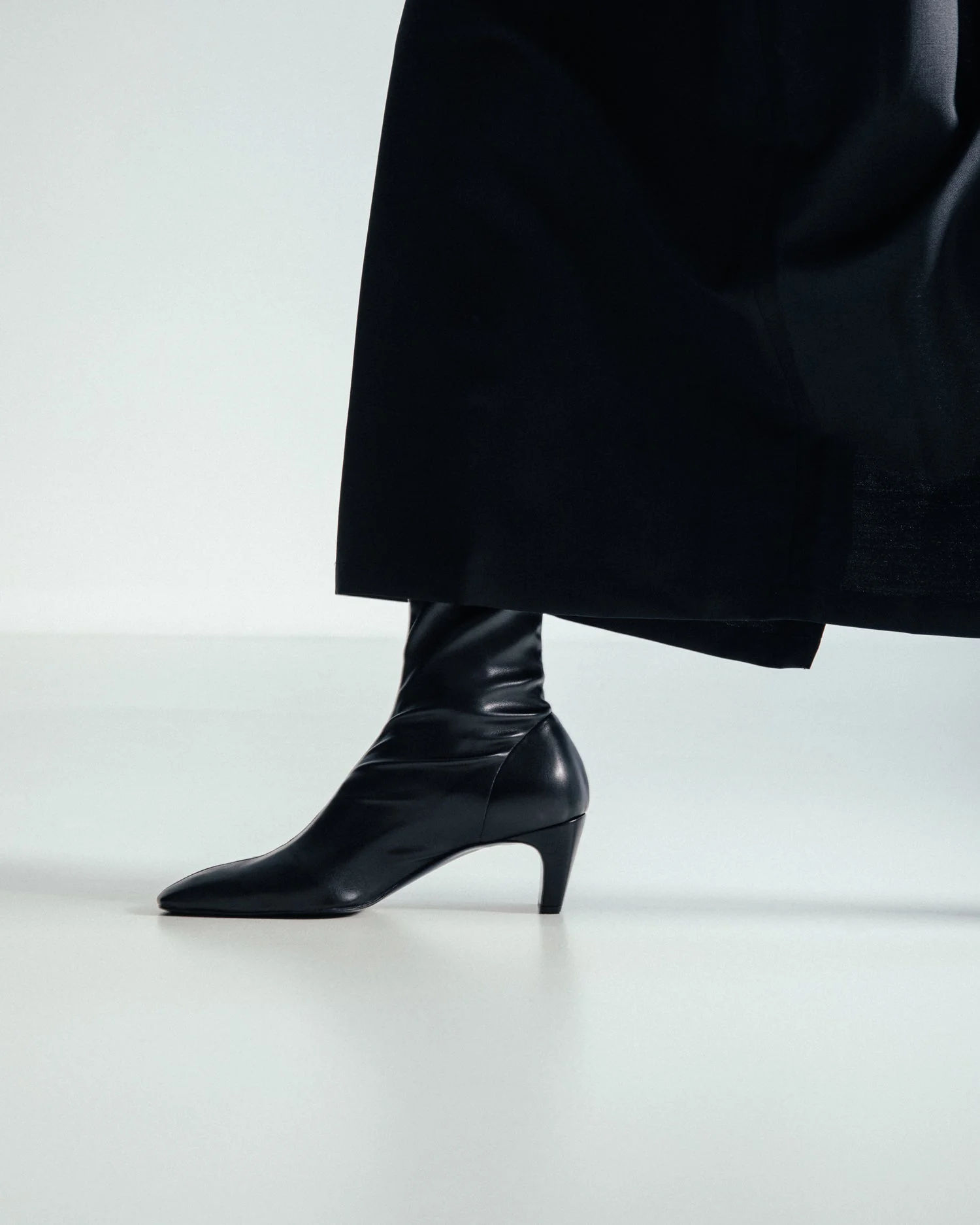 The Glove Boot Black
