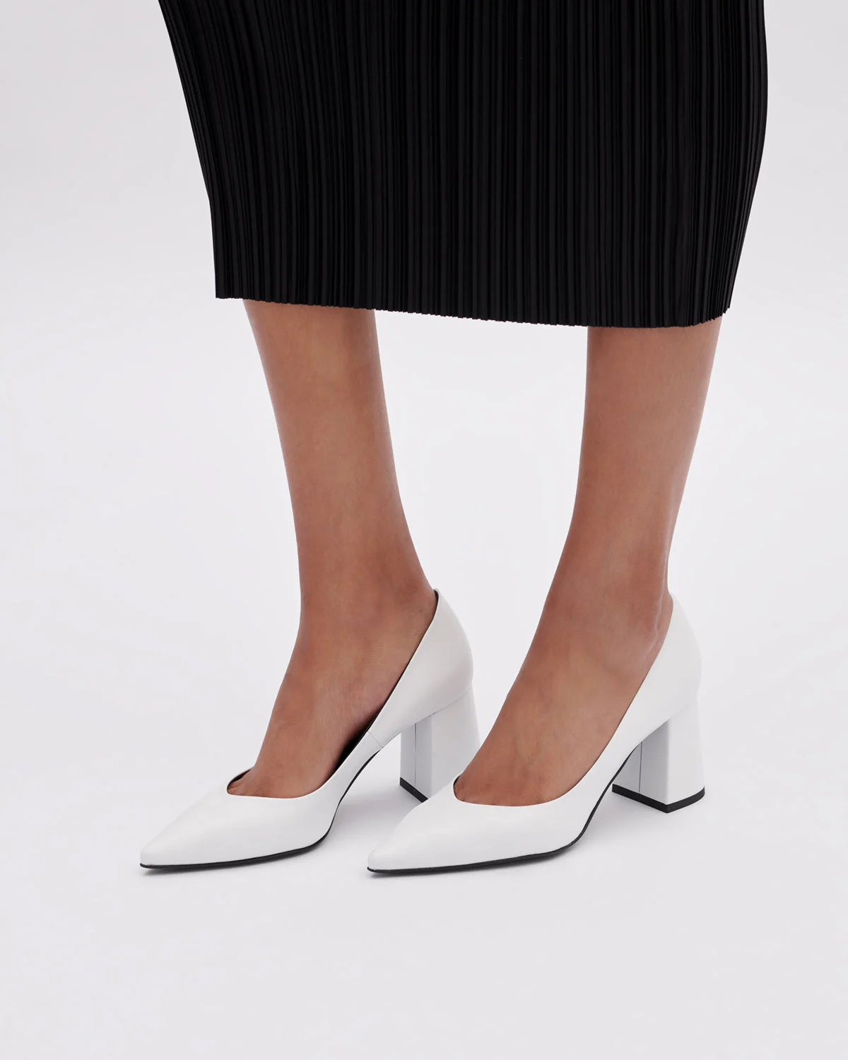 The Perfect Pump White