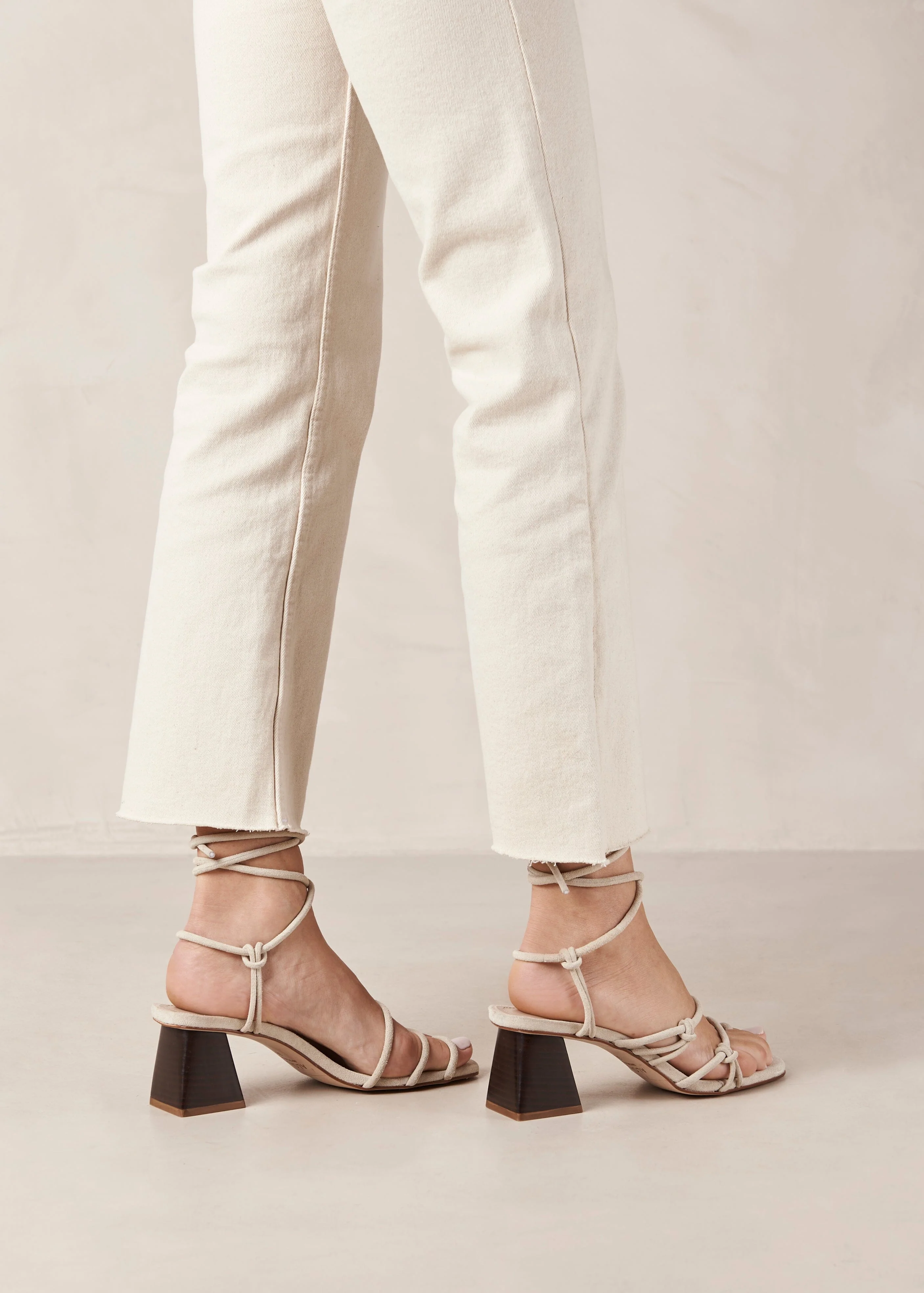 Goldie Leather Sandals Cream