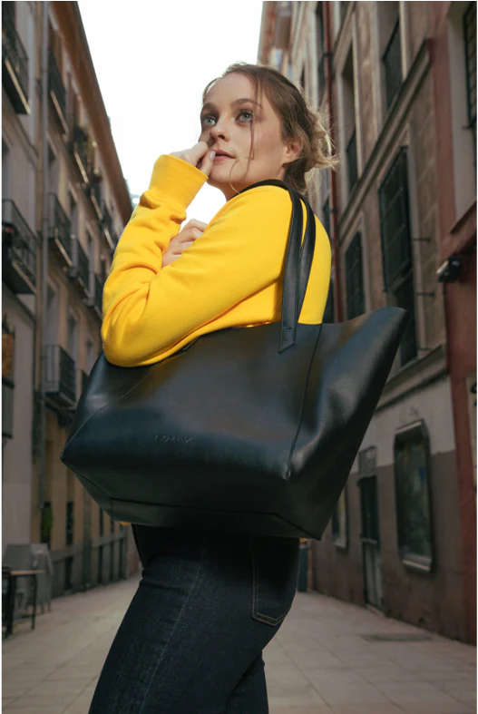Totissimo Shoulder Vegan Bag Black