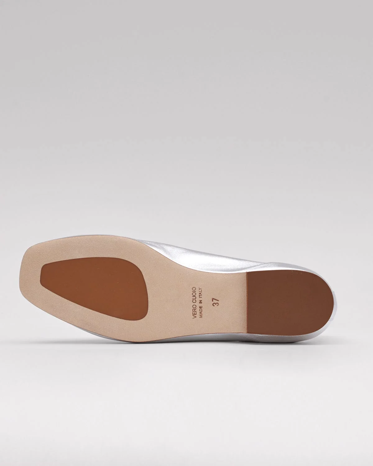 The Foundation Flat Tan