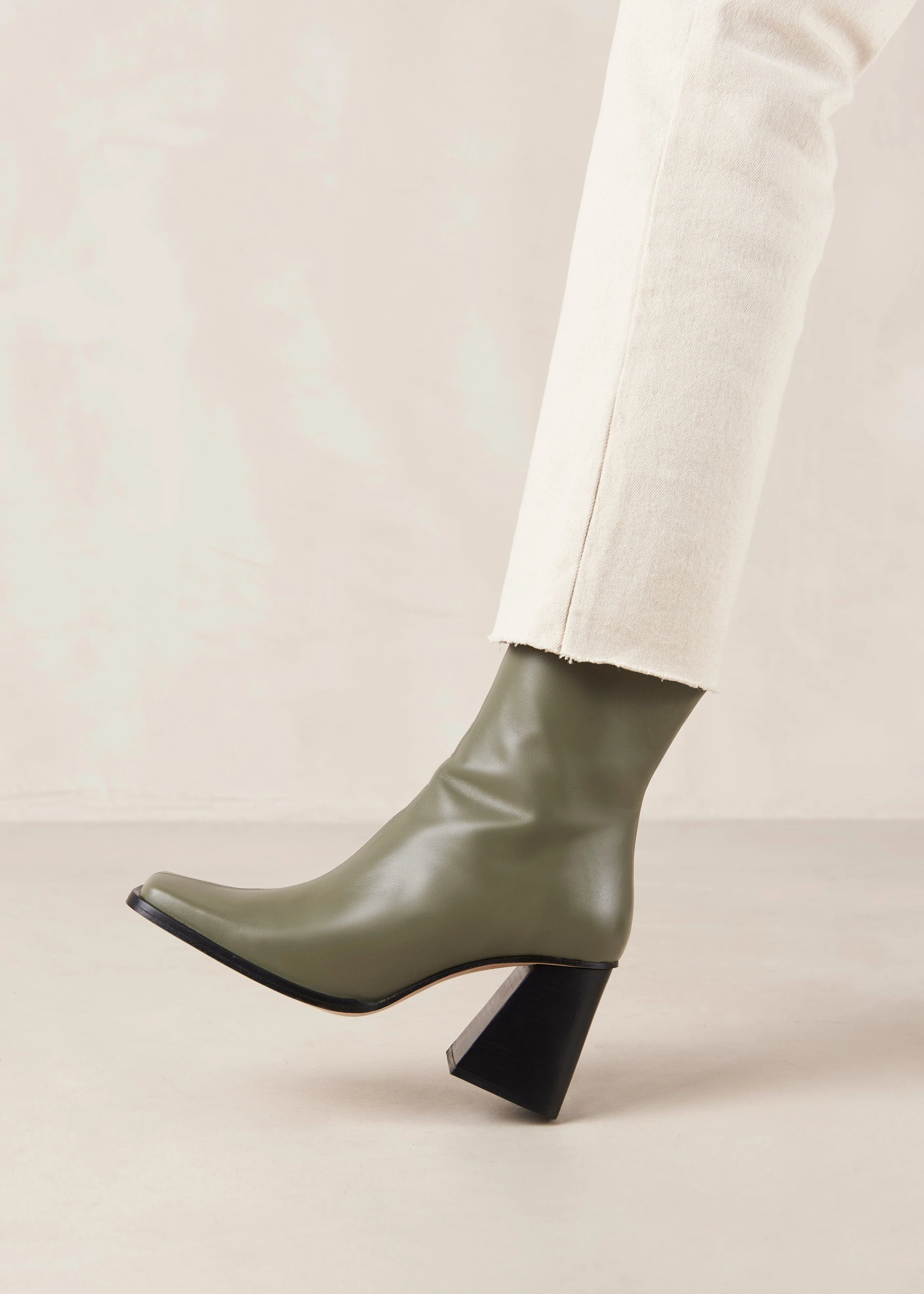 South Leather Boots Dusty Olive Green