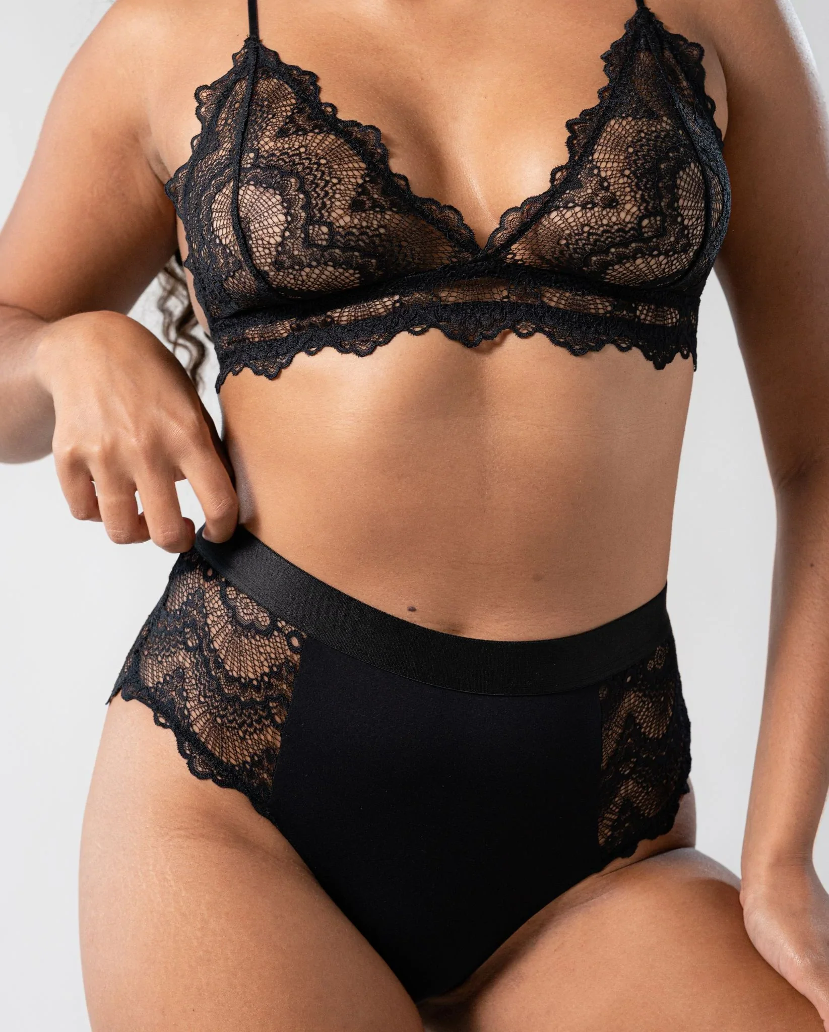 Highwaist Briefs Saboteur Black