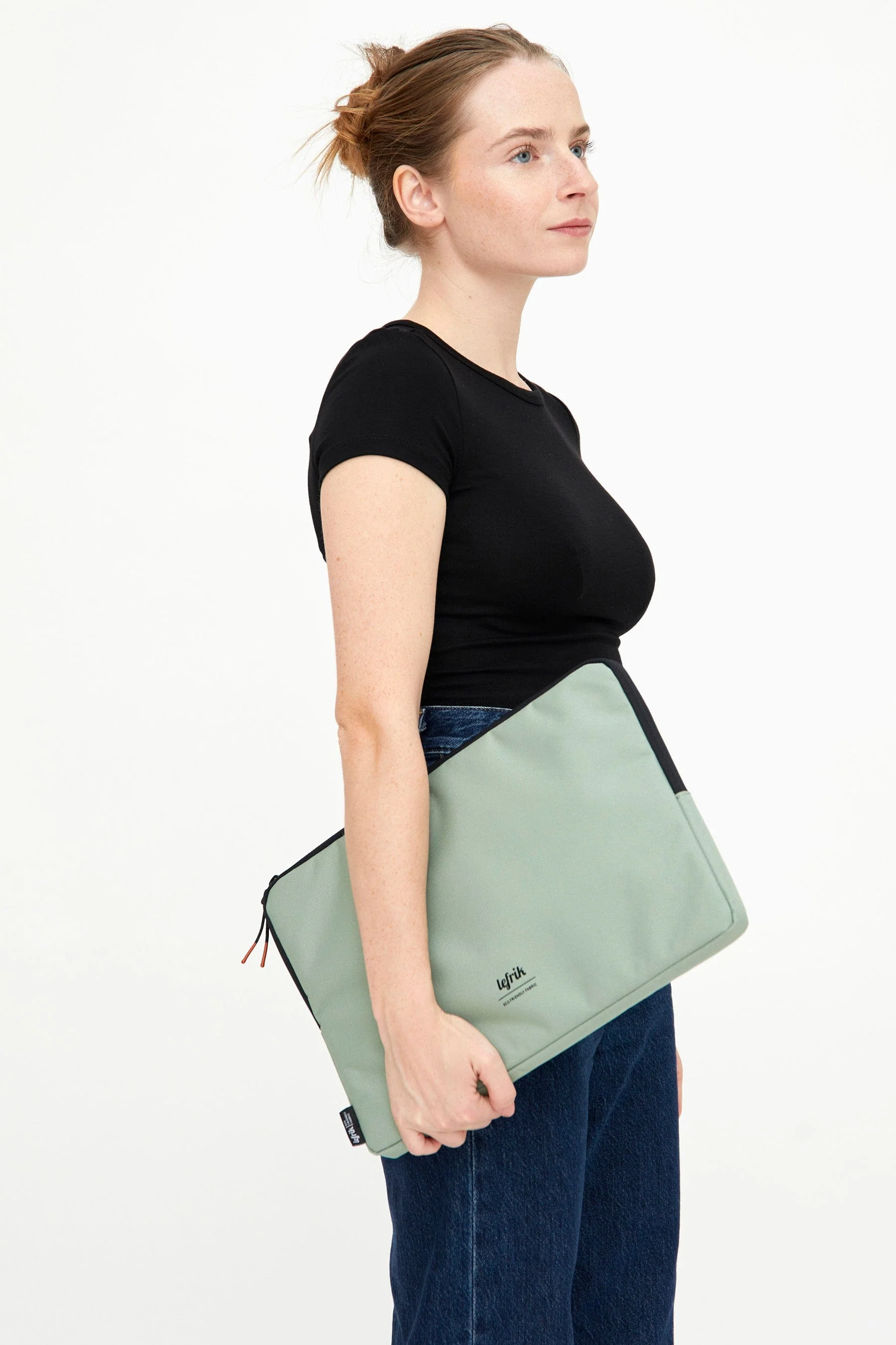 Capture Laptop Case 13