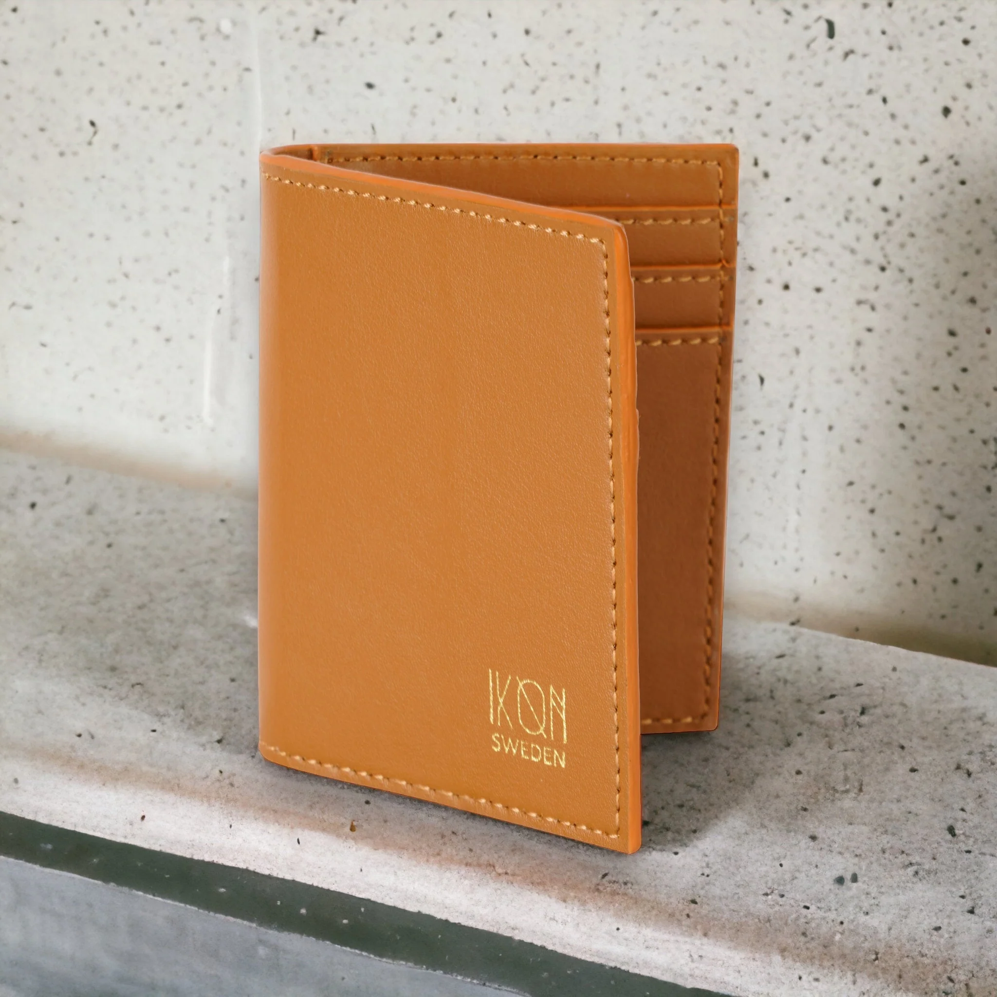 Cactus Leather BiFold Card Holder Cognac