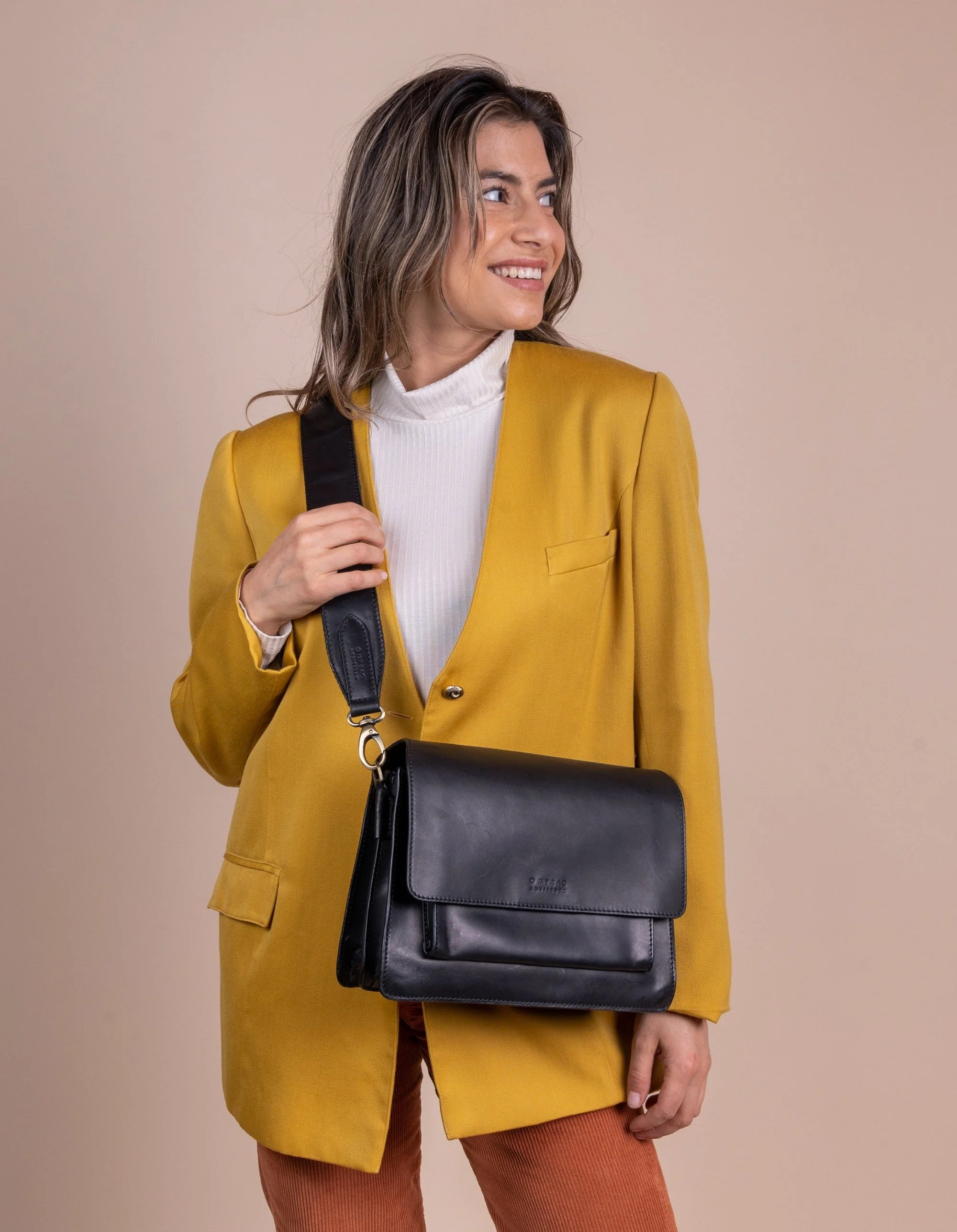 Harper Black Classic Leather