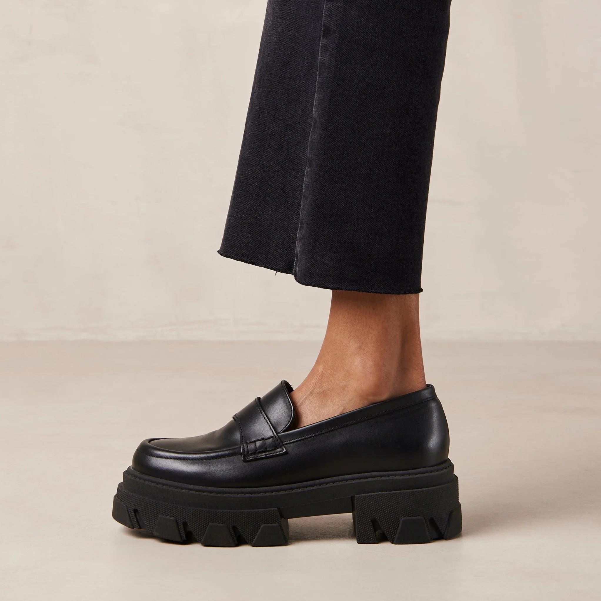 Trailblazer Chunky Loafers Black
