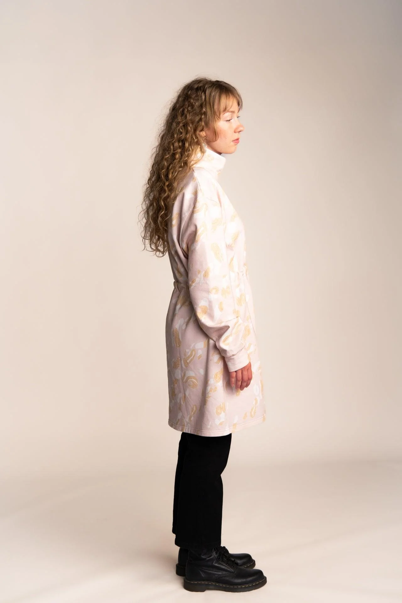 Wanderer Dress Kultakero