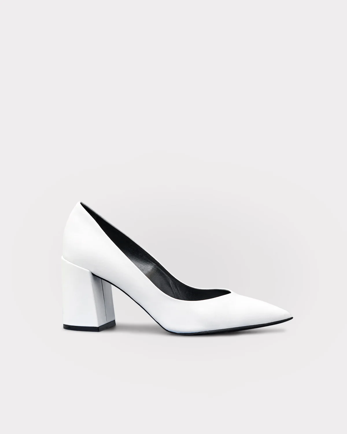 The Perfect Pump White