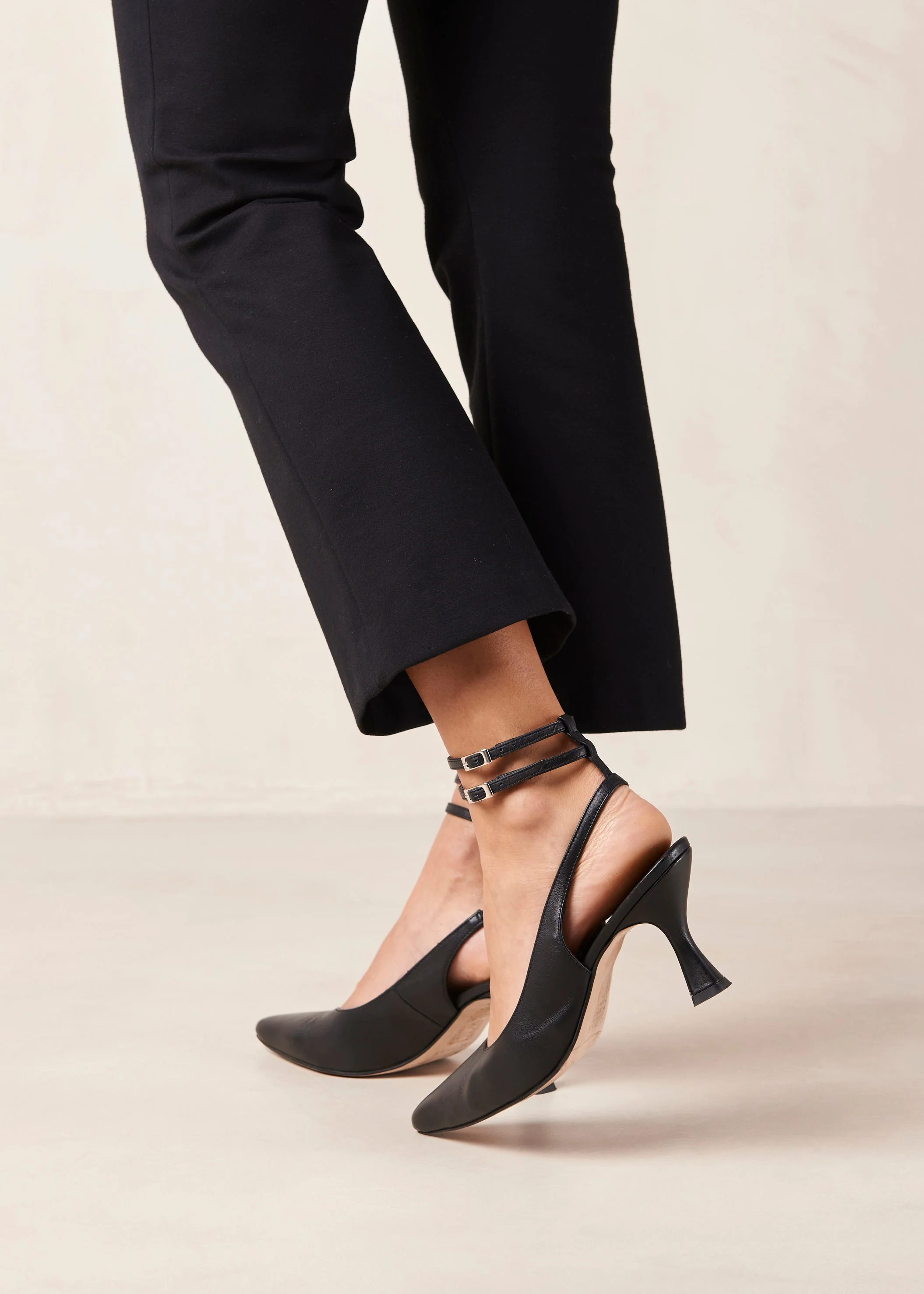 Louise Leather Pumps Black