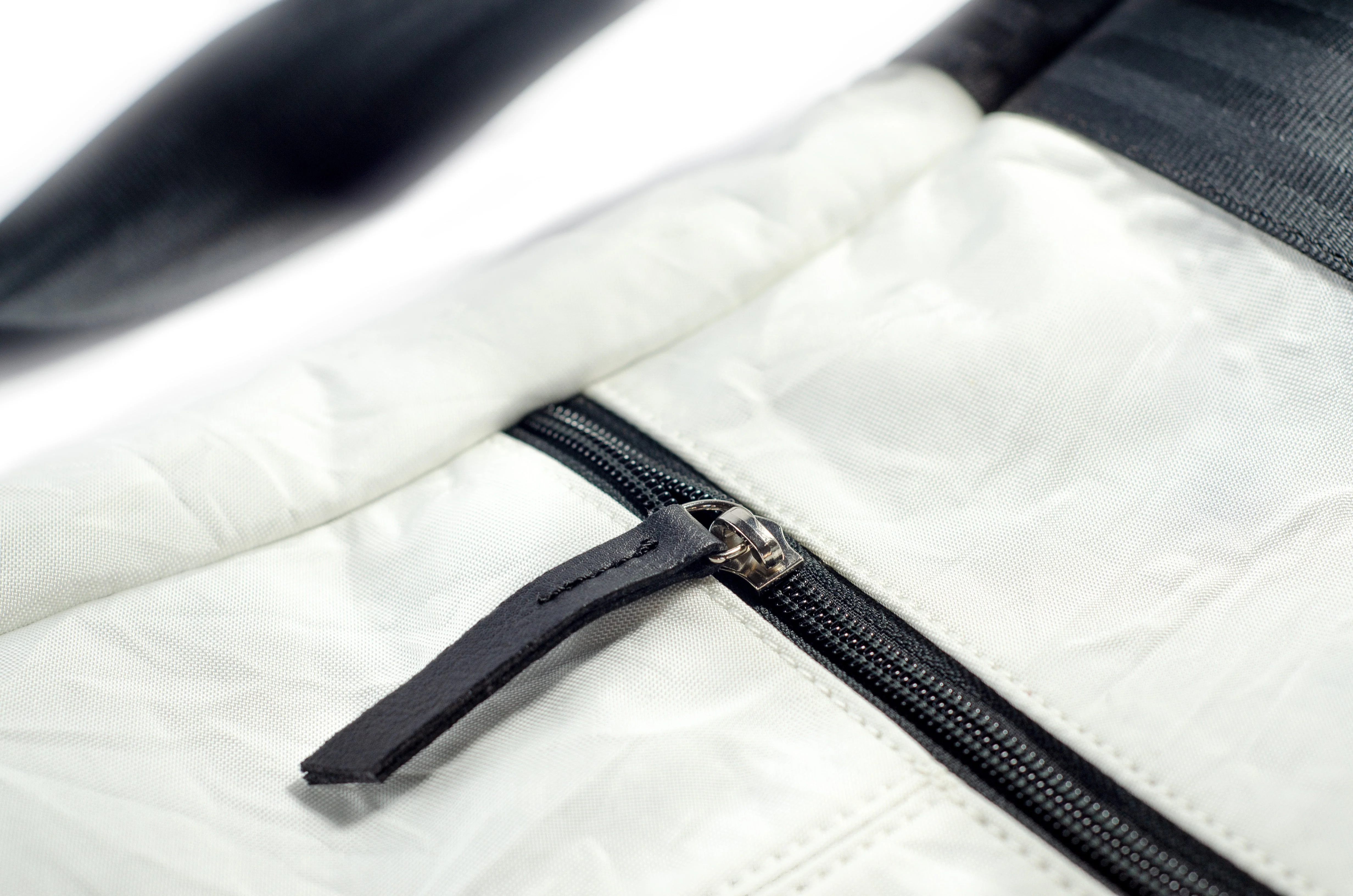 Canussa Airpack Limited Edition