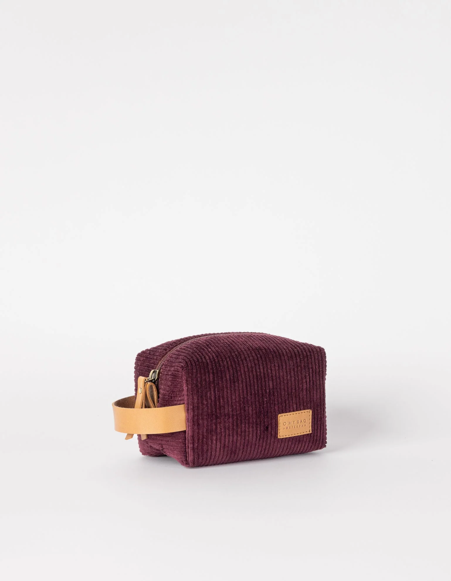 Ted Travel Case Small Apple Leather Burgundy