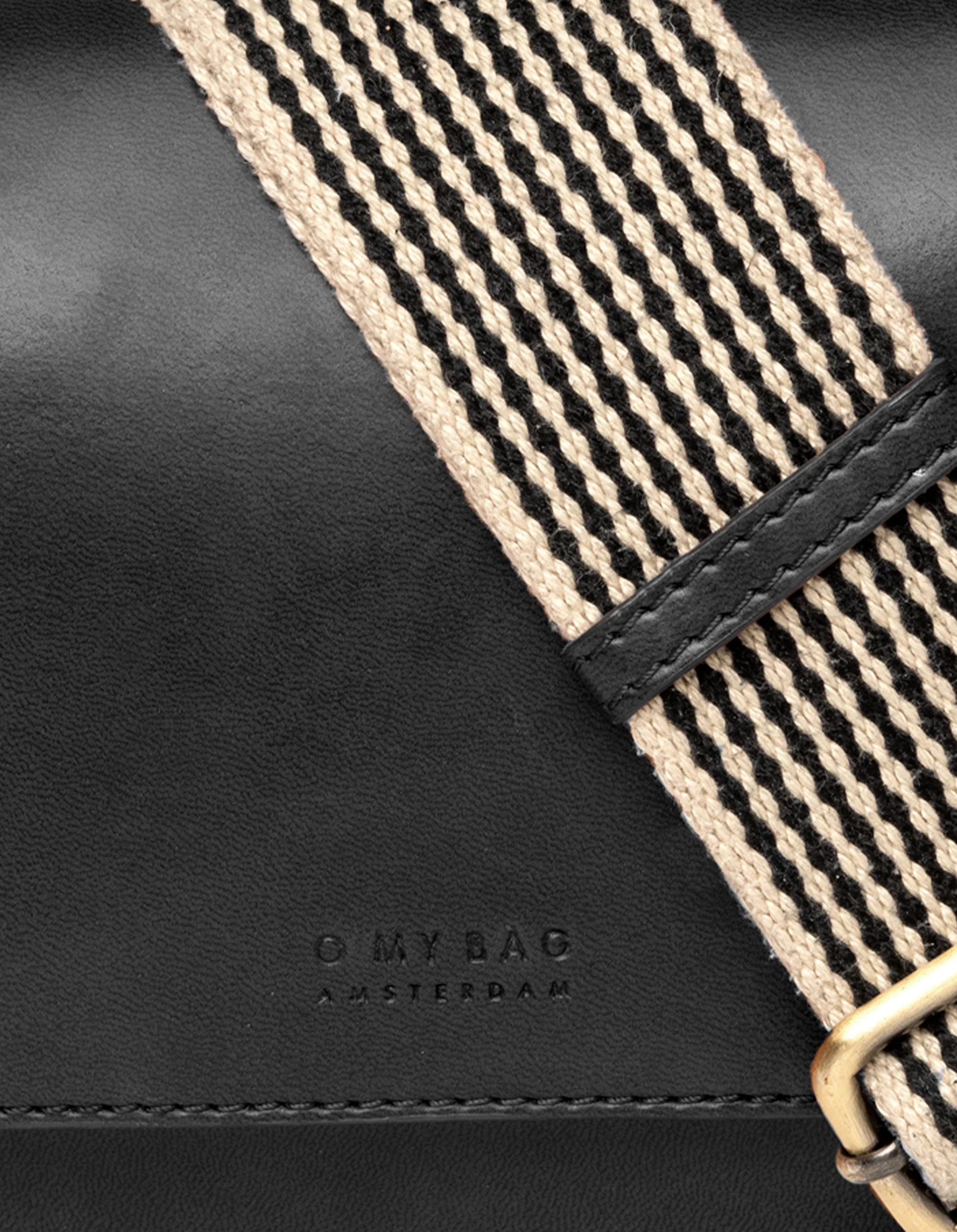 Audrey Mini Black Apple Leather