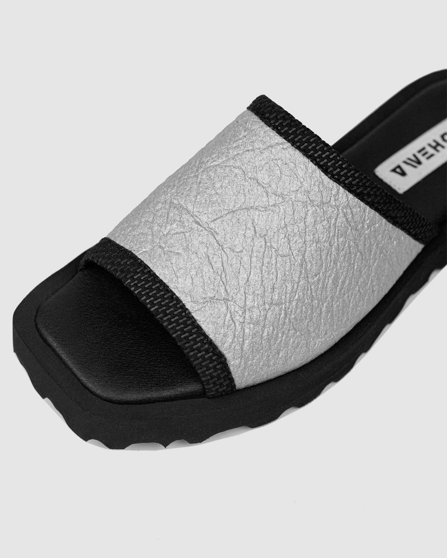 Pina Flat Slides Pinatex®
