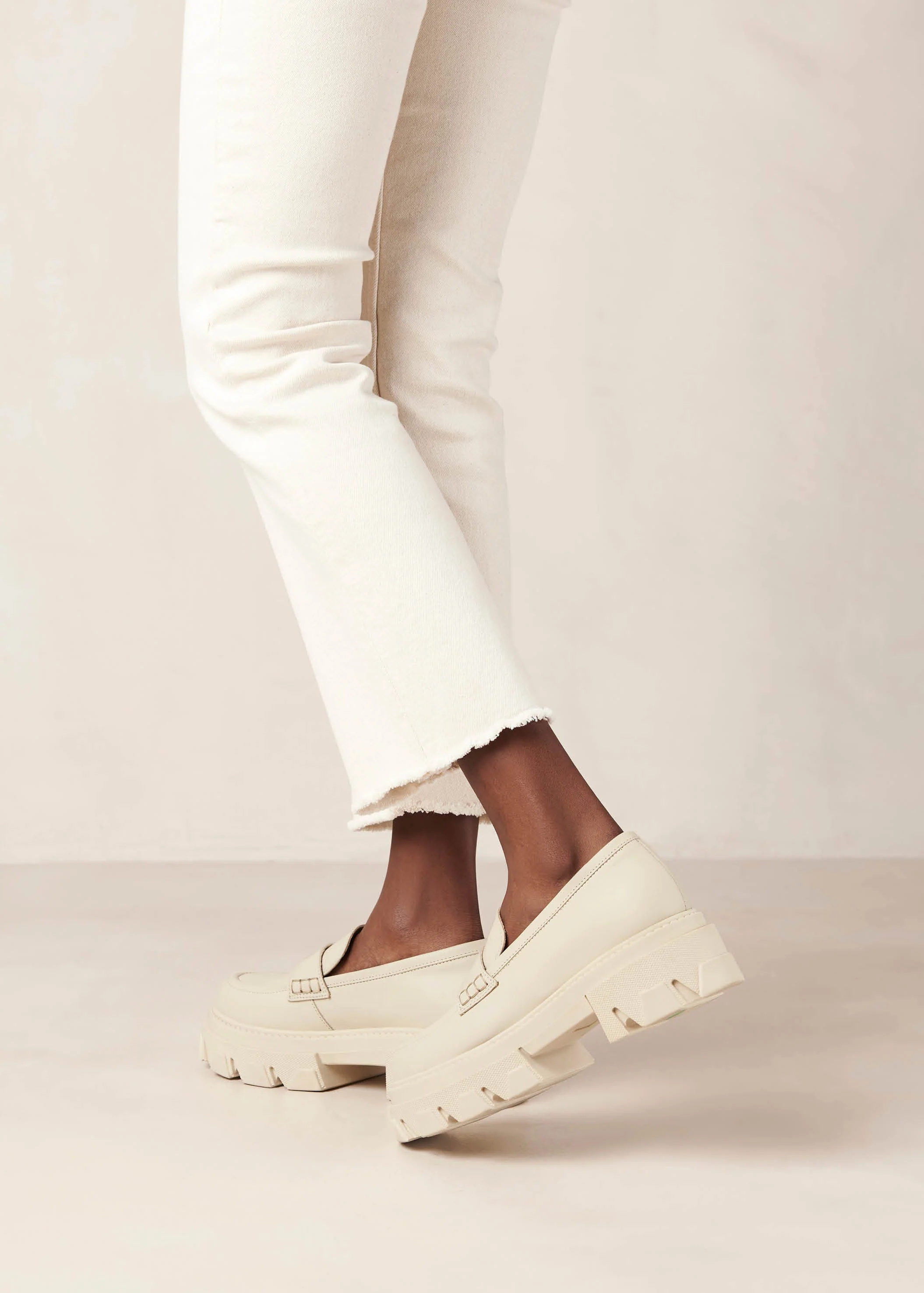 Trailblazer Chunky Leather Loafers Cream White