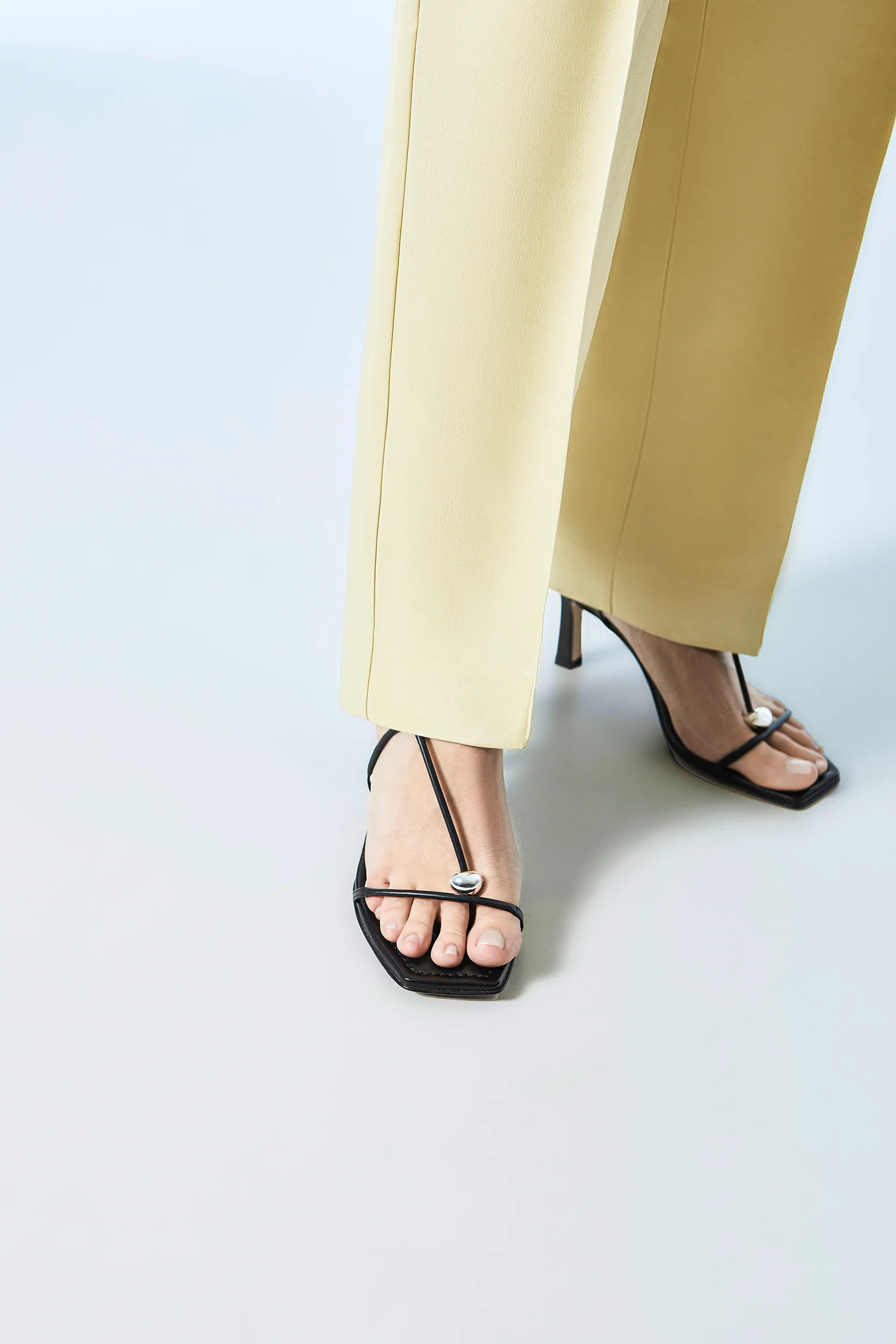 The Strappy Sandal Black