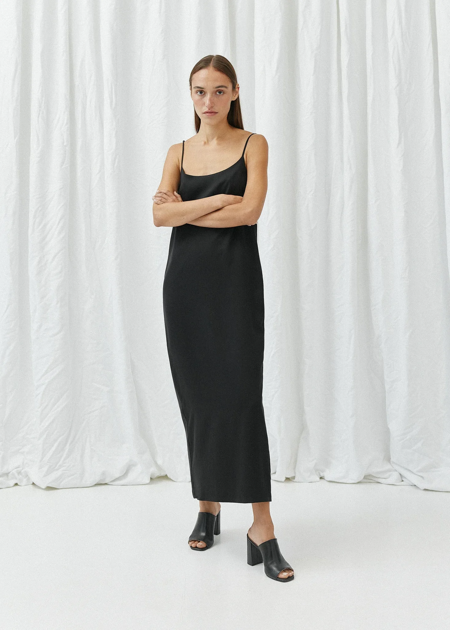 Leeni Dress Black
