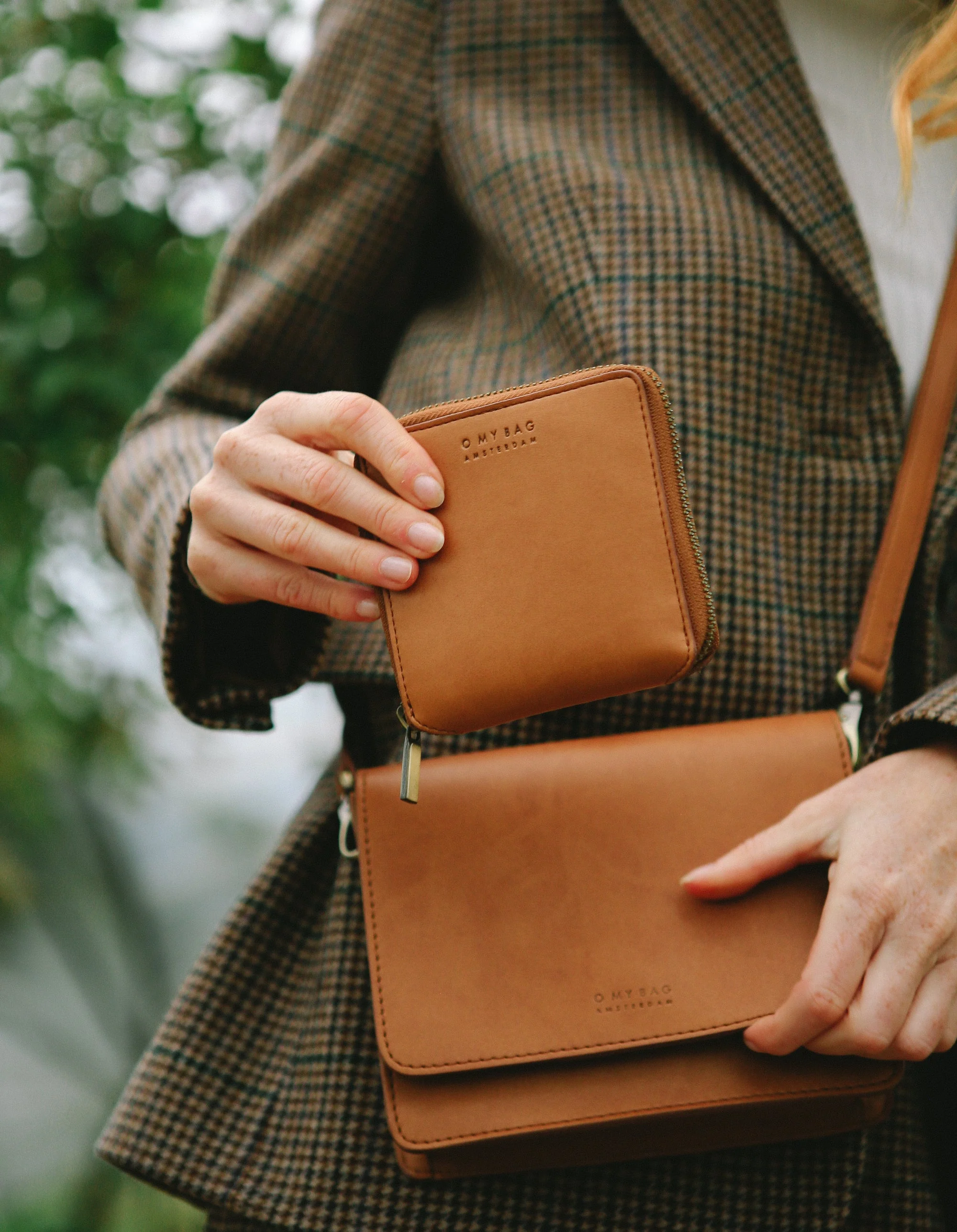 Sonny Square Wallet Cognac Apple Leather